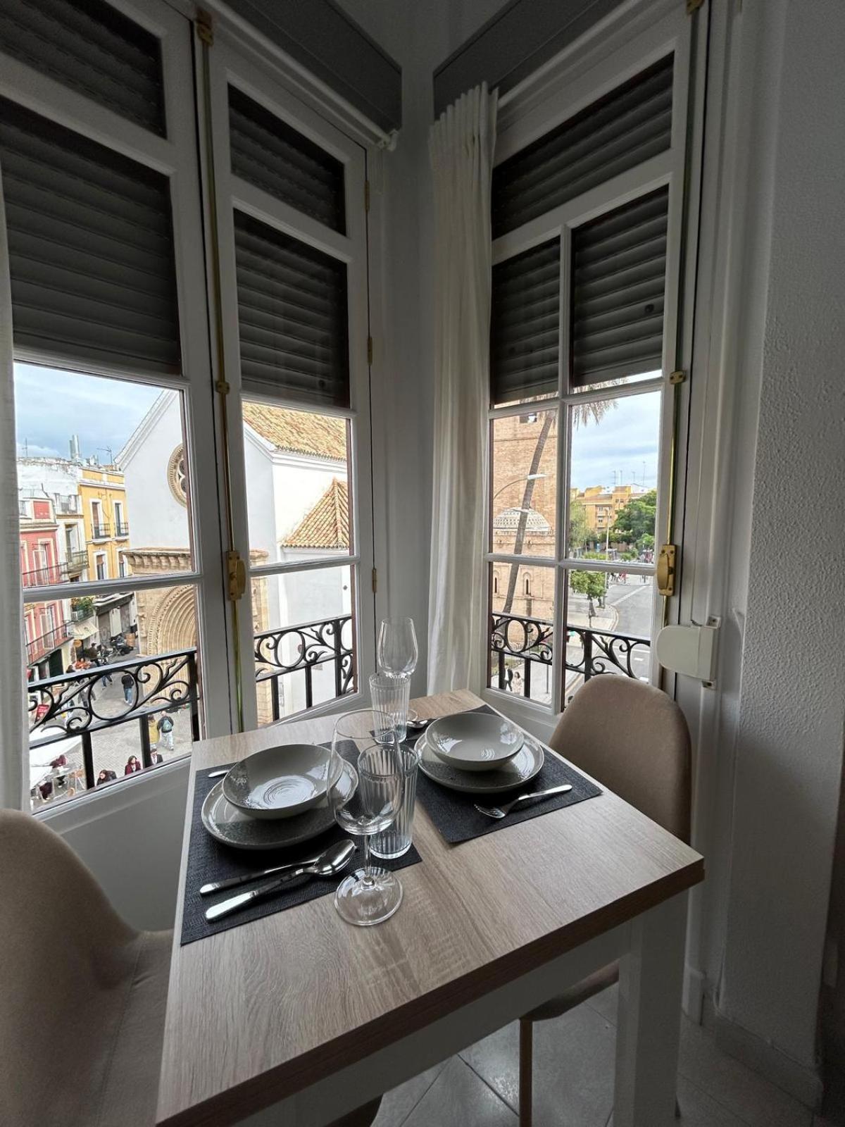 Wanderlust Apartment Seville