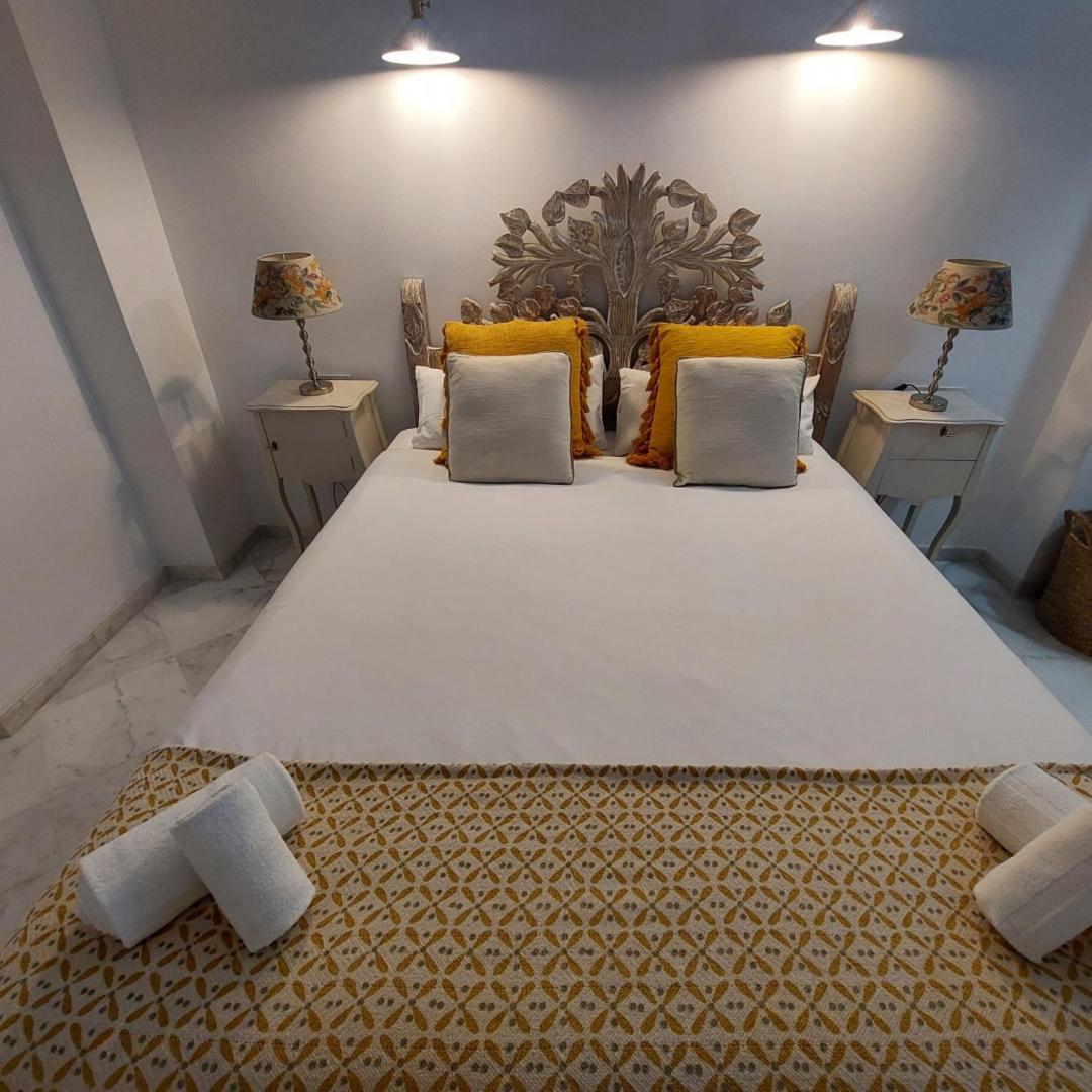 Modern And Wide- 1bd 1bth- Triana Apartamento