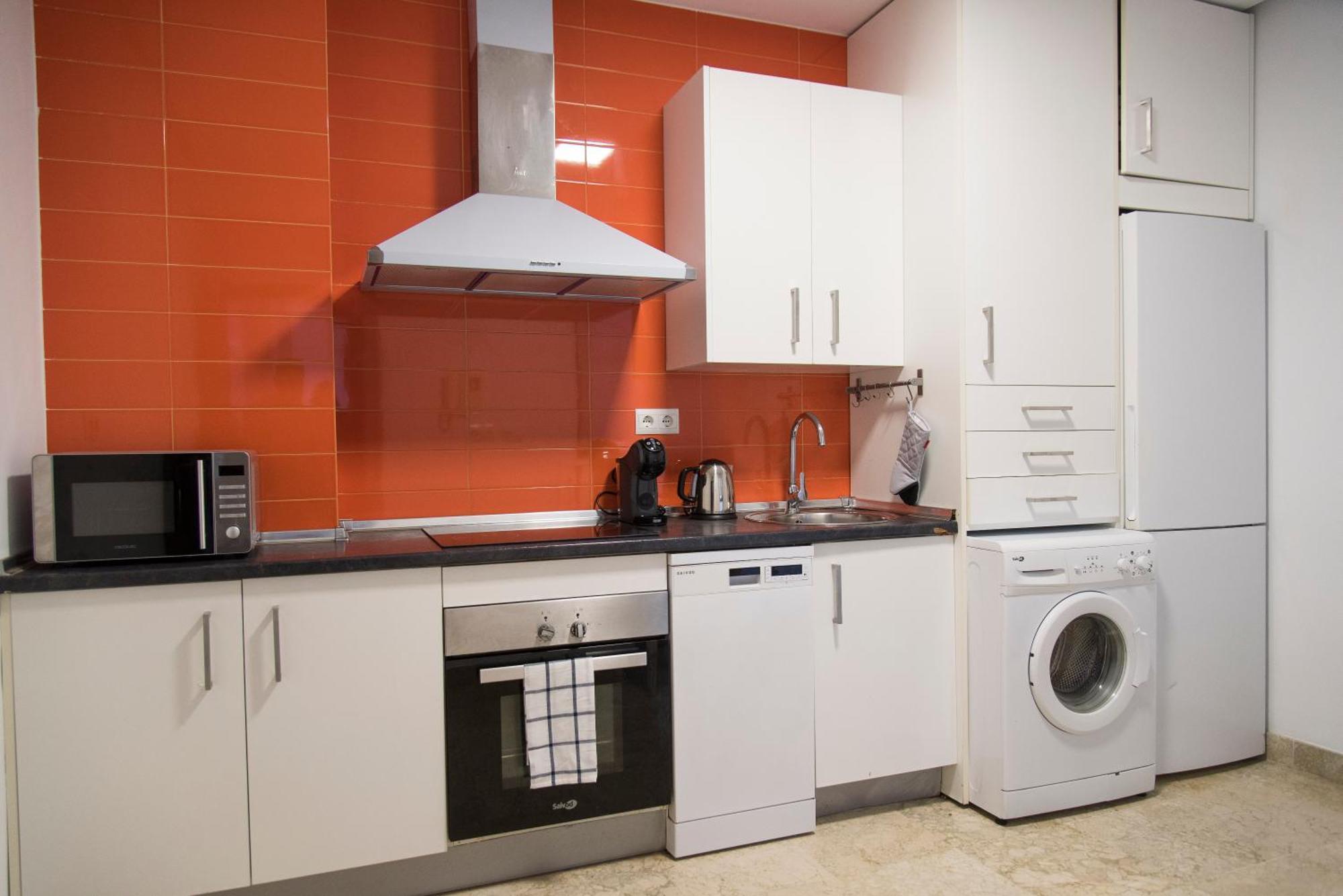 Apartment Nightinsevilla Teodosio Free Parking
