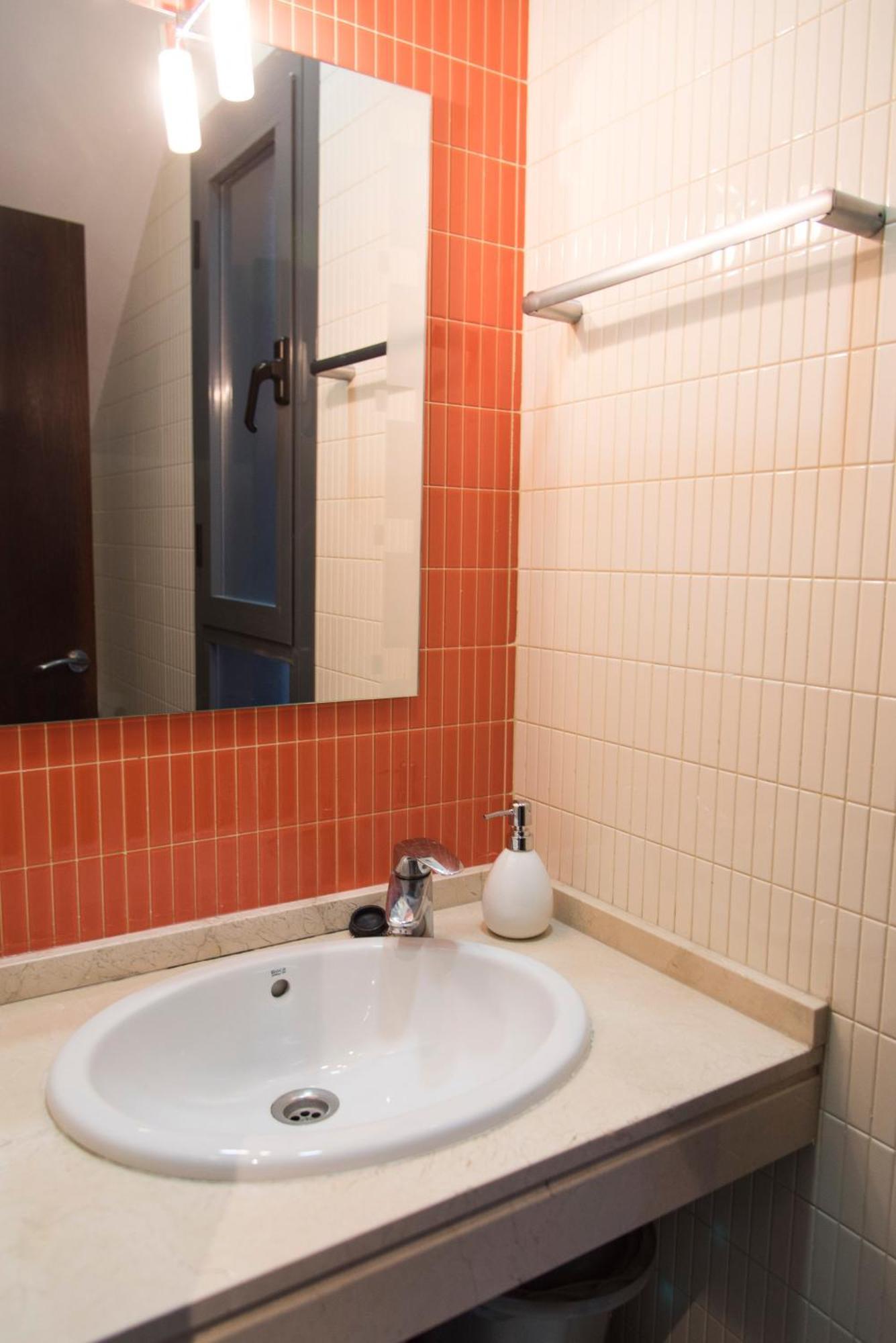 Apartment Nightinsevilla Teodosio Free Parking Seville