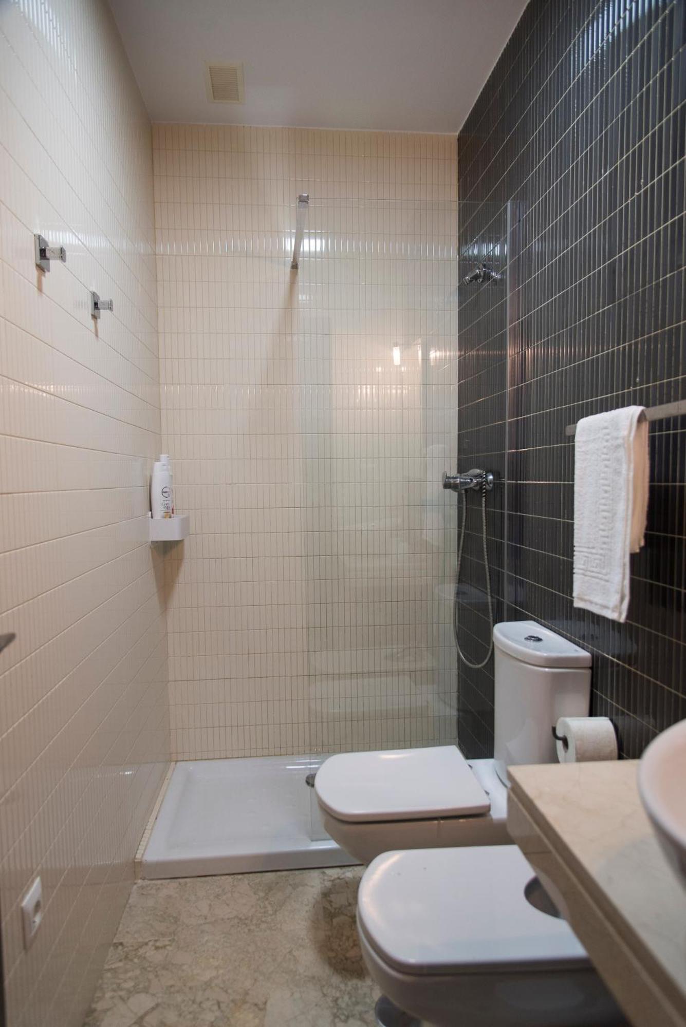 Apartment Nightinsevilla Teodosio Free Parking *