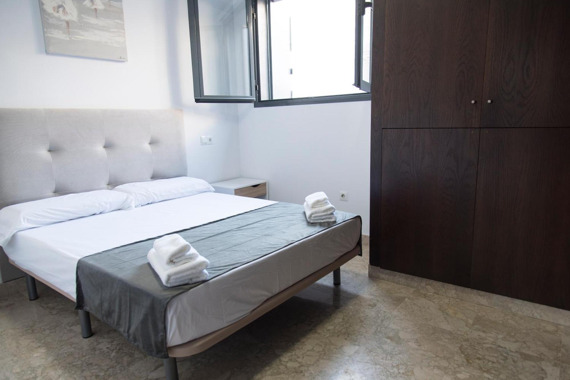Nightinsevilla Teodosio Free Parking Apartment *