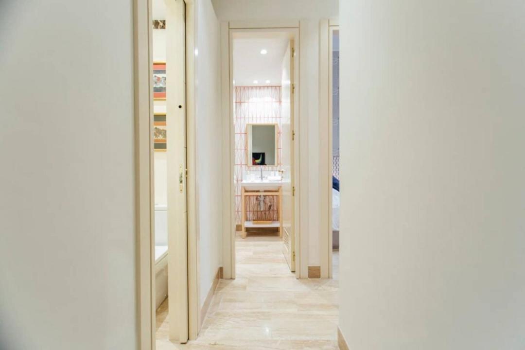 New With Height- 2bd 1bth- Pajaritos Apartment Seville