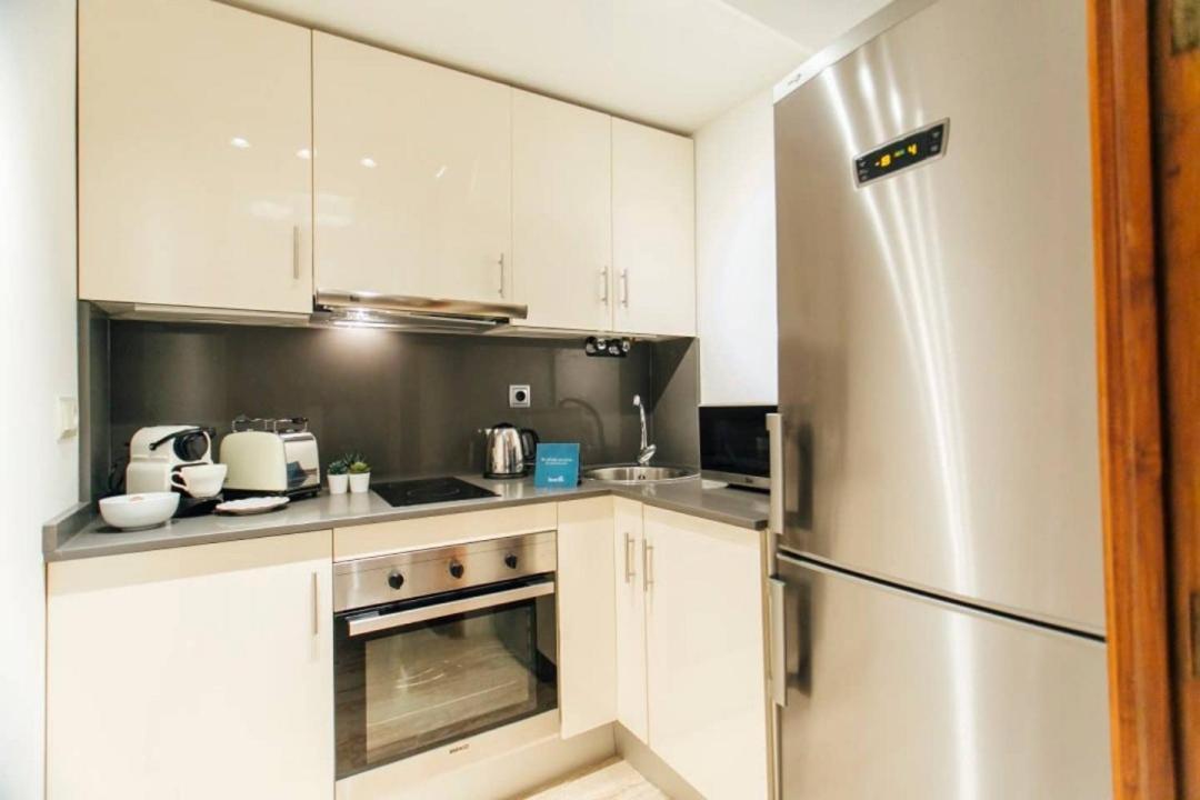 New With Height- 2bd 1bth- Pajaritos * Seville