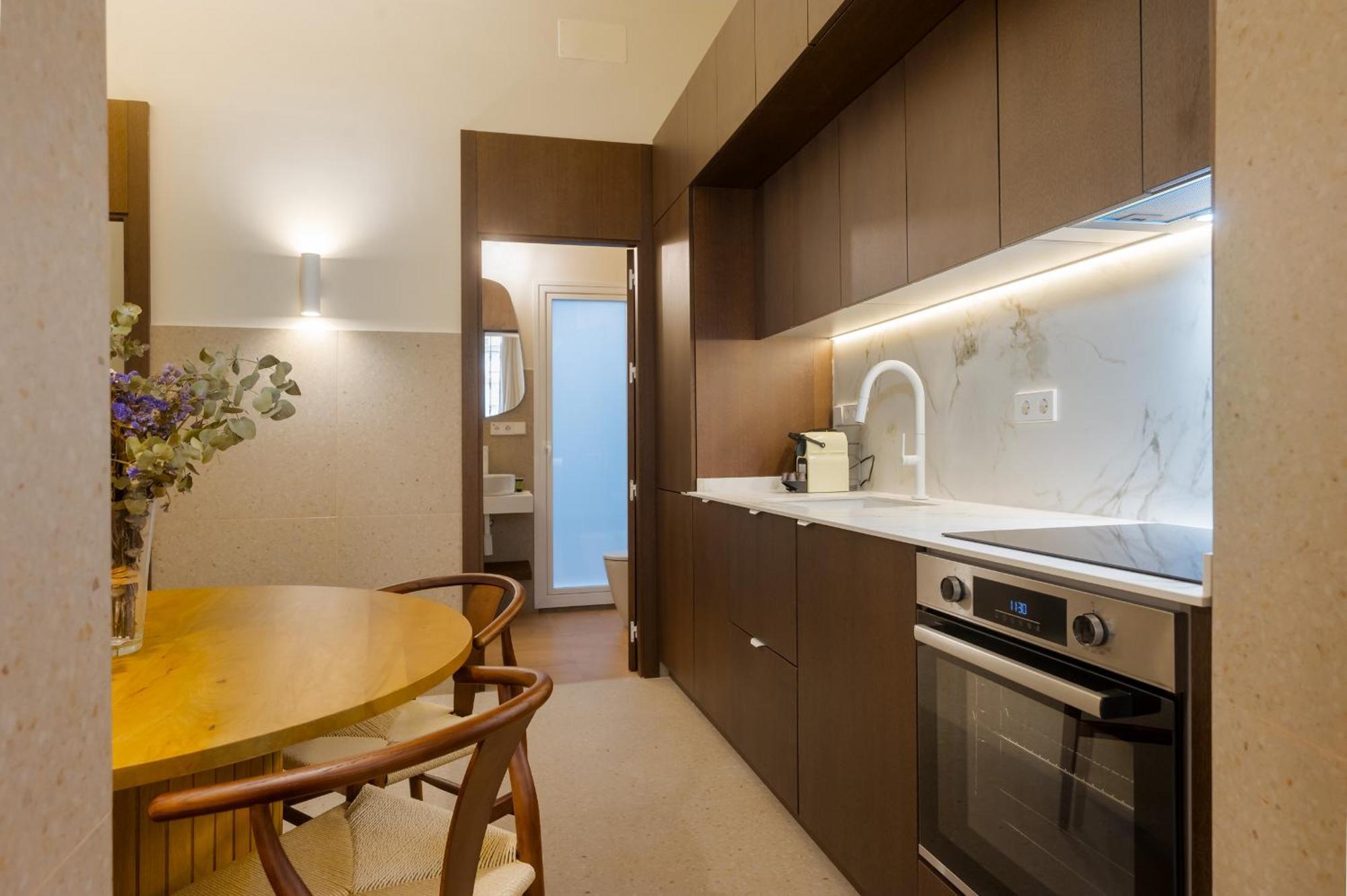 New And Design - Rooftop Solarium - Alameda Apartment