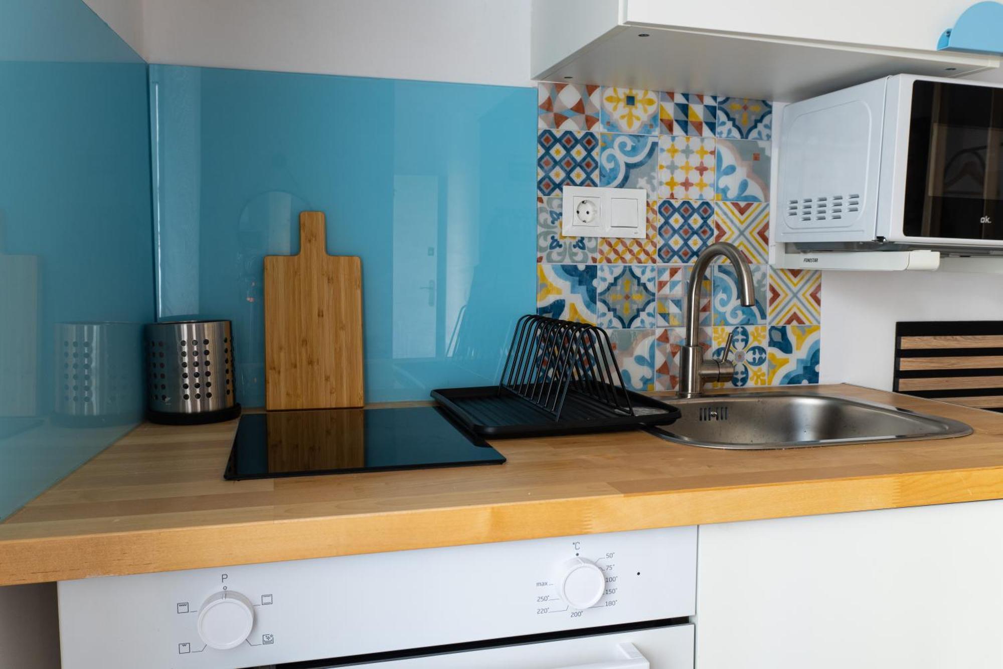 Estudio Completo A Estrenar En Triana Apartment *