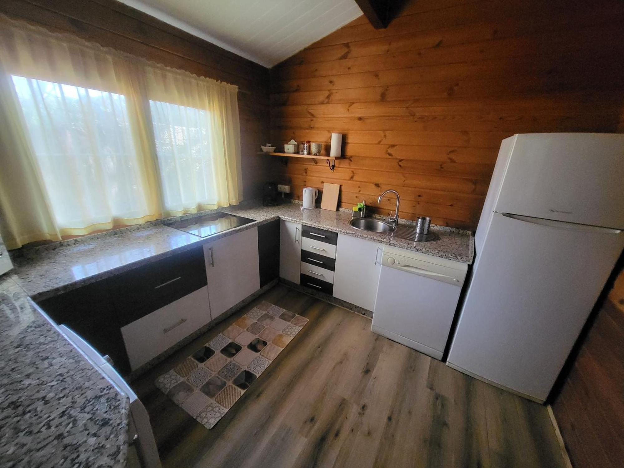 Casa Madera Urbanizacion Socorro Сasa de vacaciones Sevilla