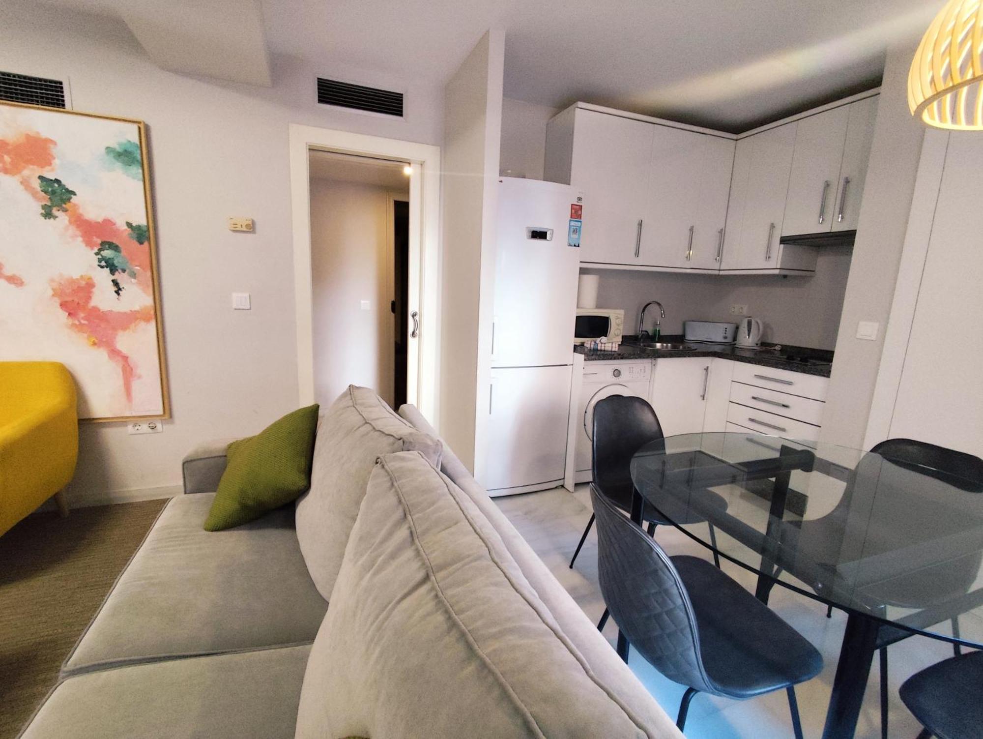 Yellow Sun Apartment