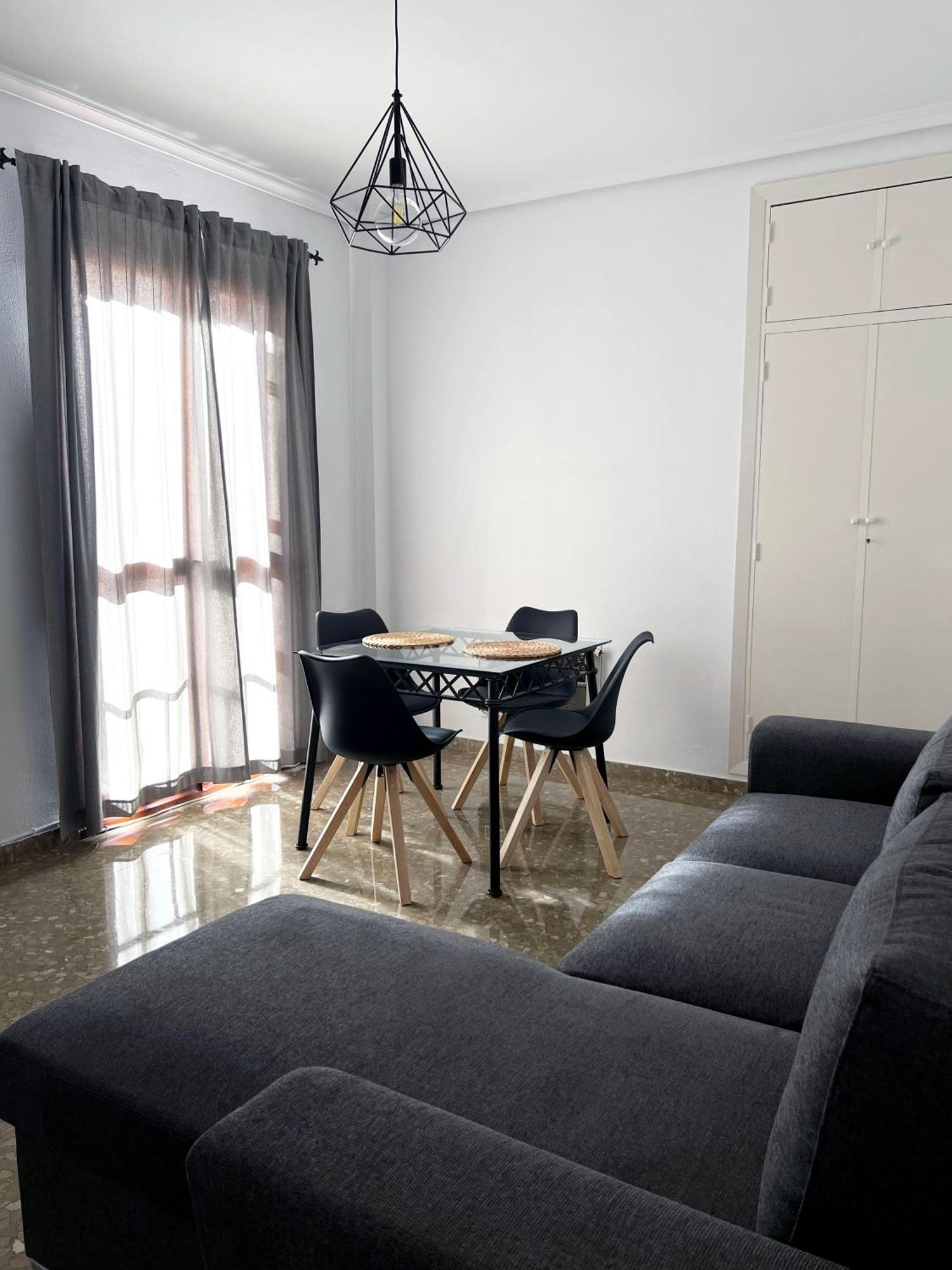 La Casa De Luis De Vargas Apartment *