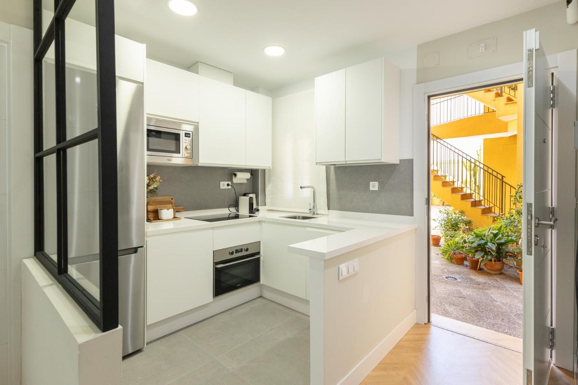 Charming 2 Bedrooms With Free Parking At Plaza Alameda By Ocityzen