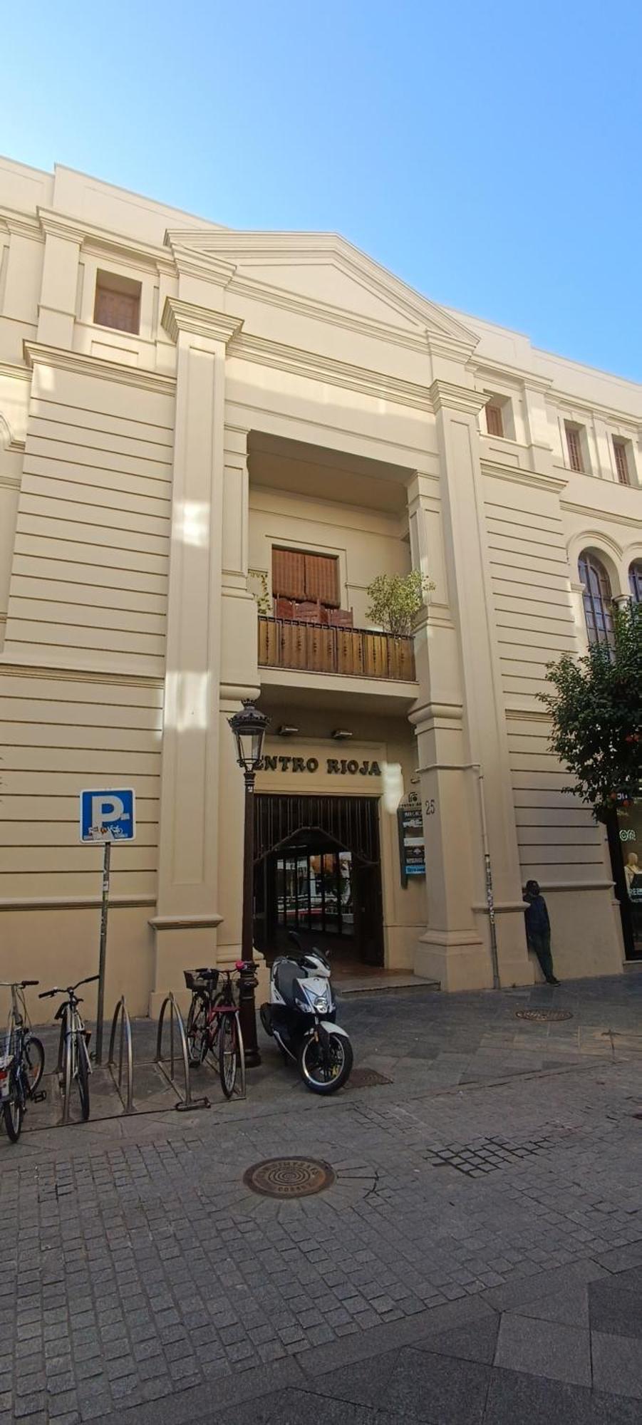 Centro Rioja * Seville