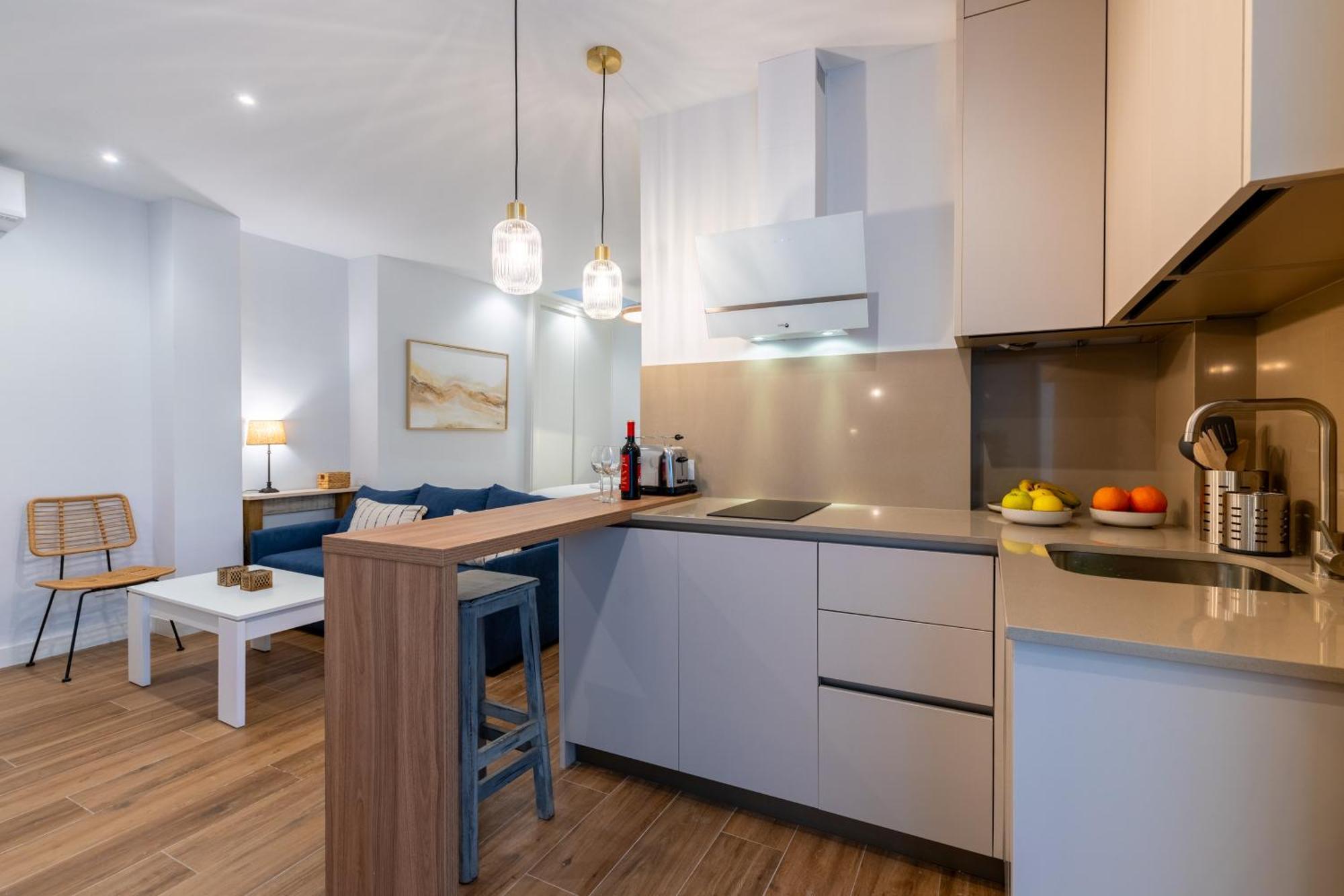 Estudio Levies Lux 1 Tgt * Seville