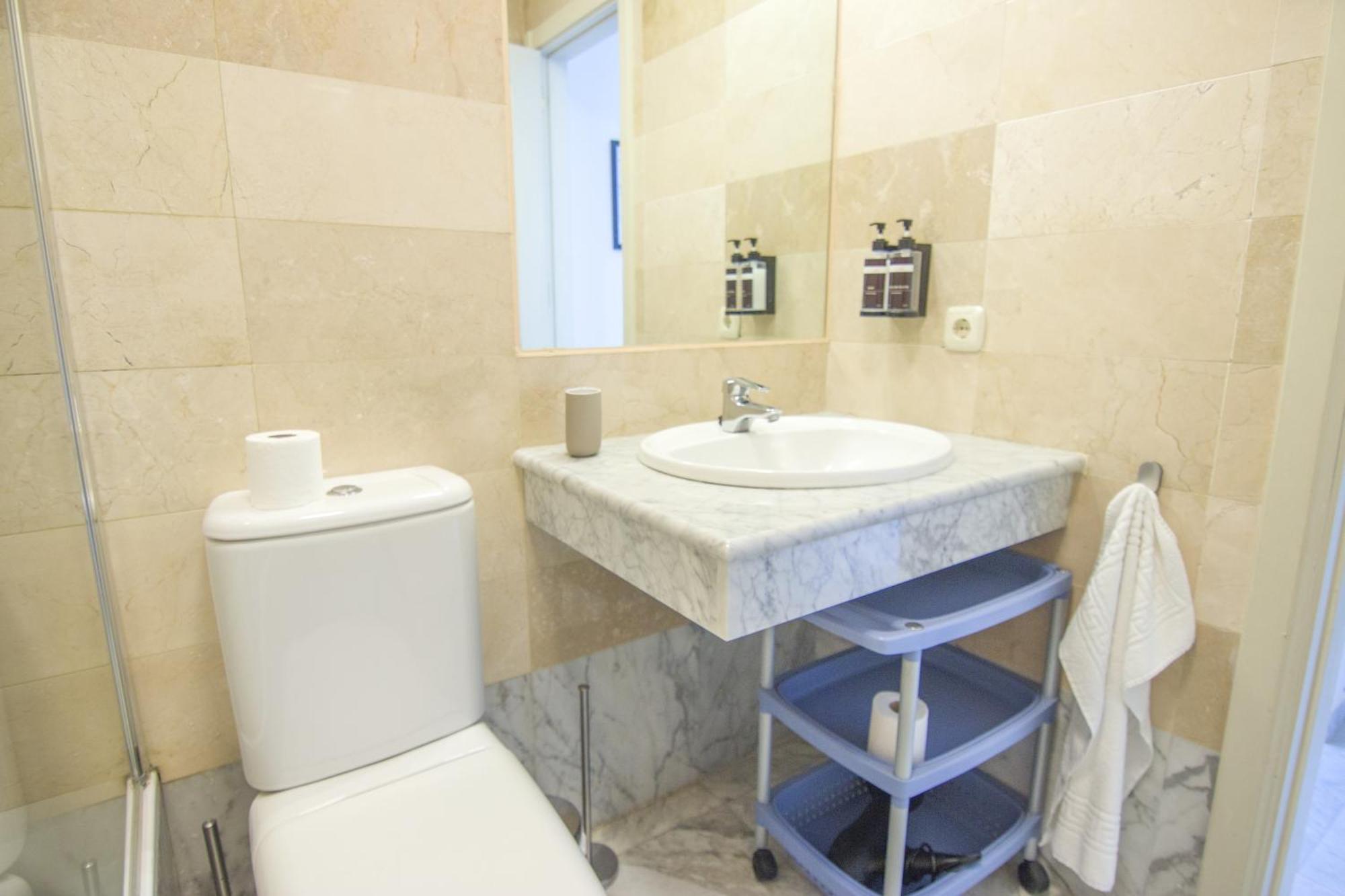 Rentalsevilla Concejal Alberto Jimenez-becerril Apartment Seville