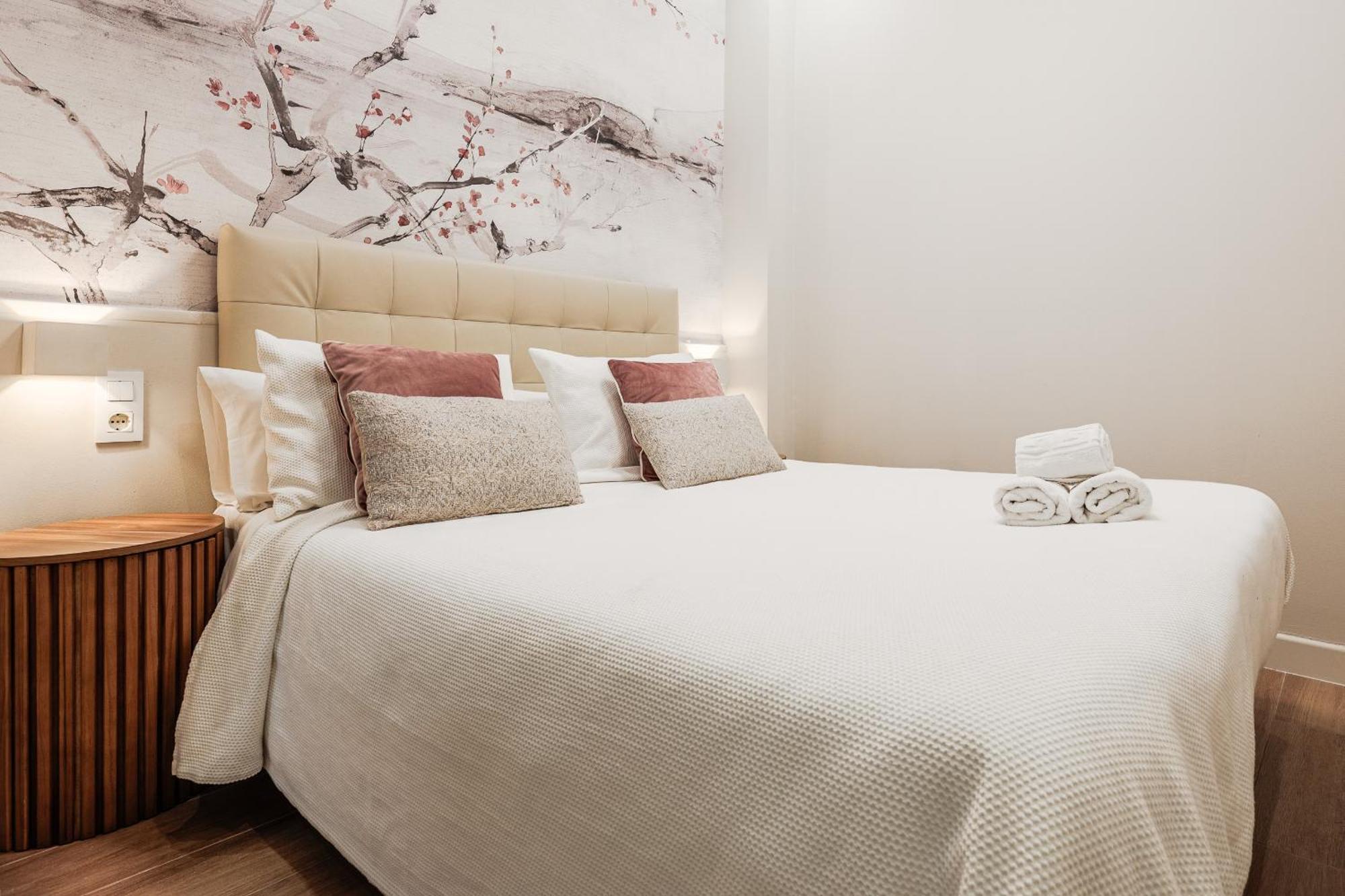 Precioso Estudio En San Julian Sevilla, Ac Wifi Hiniesta Estudio Seville
