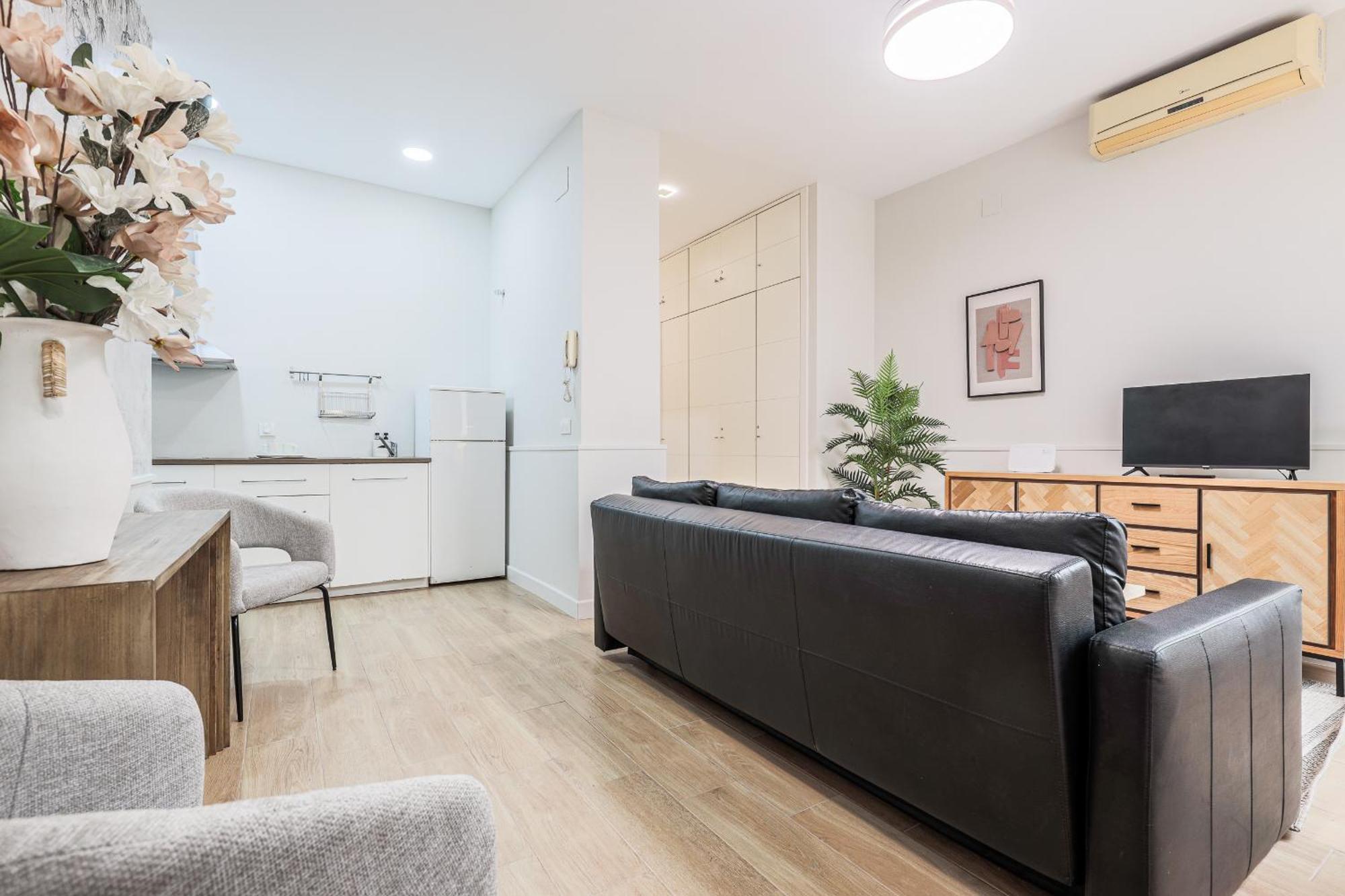 Apartment Precioso Estudio En San Julian Sevilla, Ac Wifi Hiniesta Estudio *
