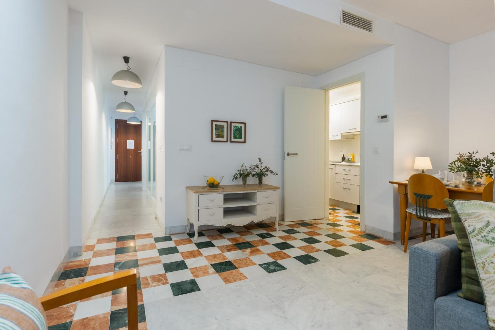 Apartment Anfitrion 9 *