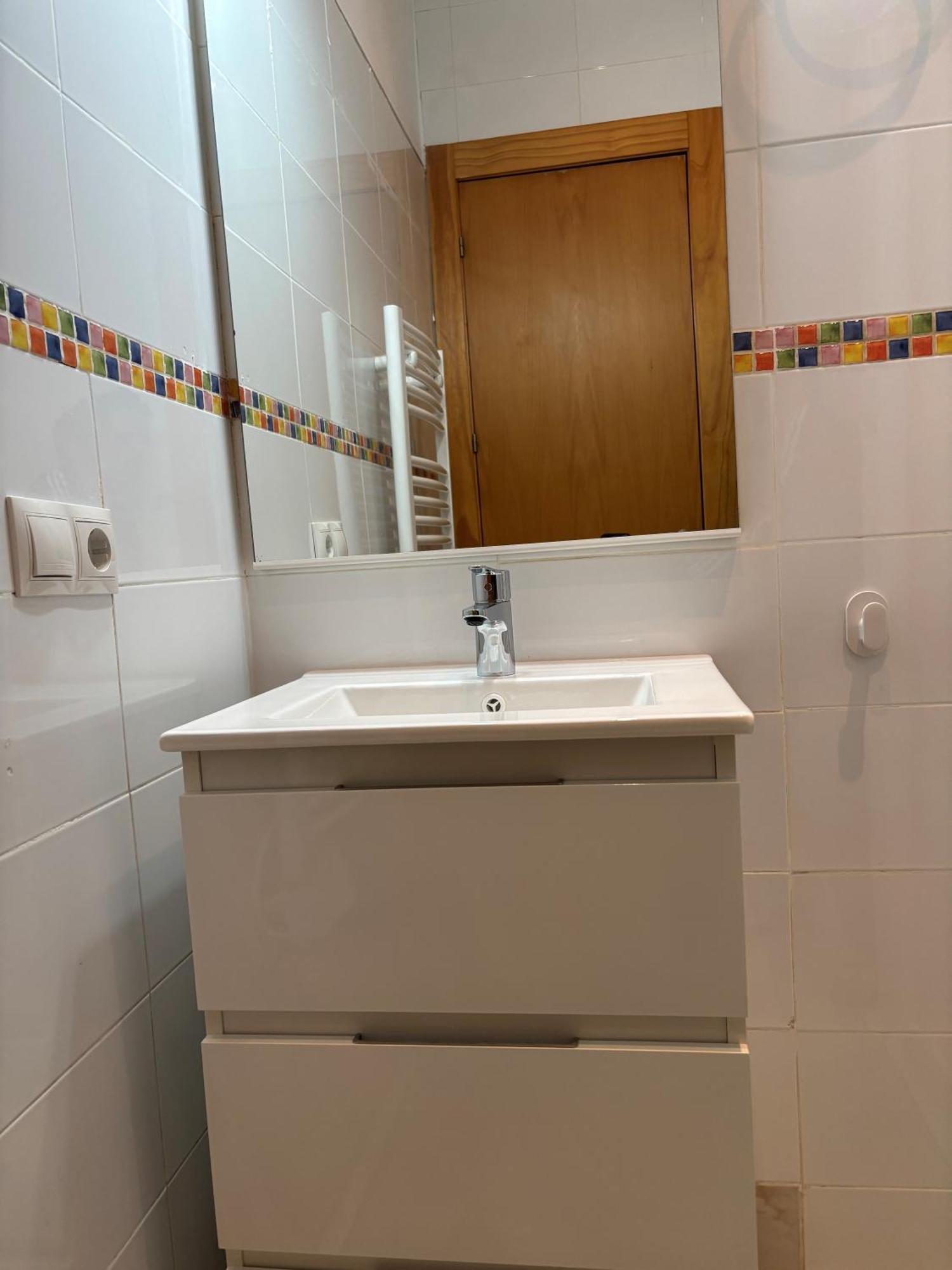 Bonito Y Muy Fresco En Nervion De Dos Y Dos Banos Apartment Seville