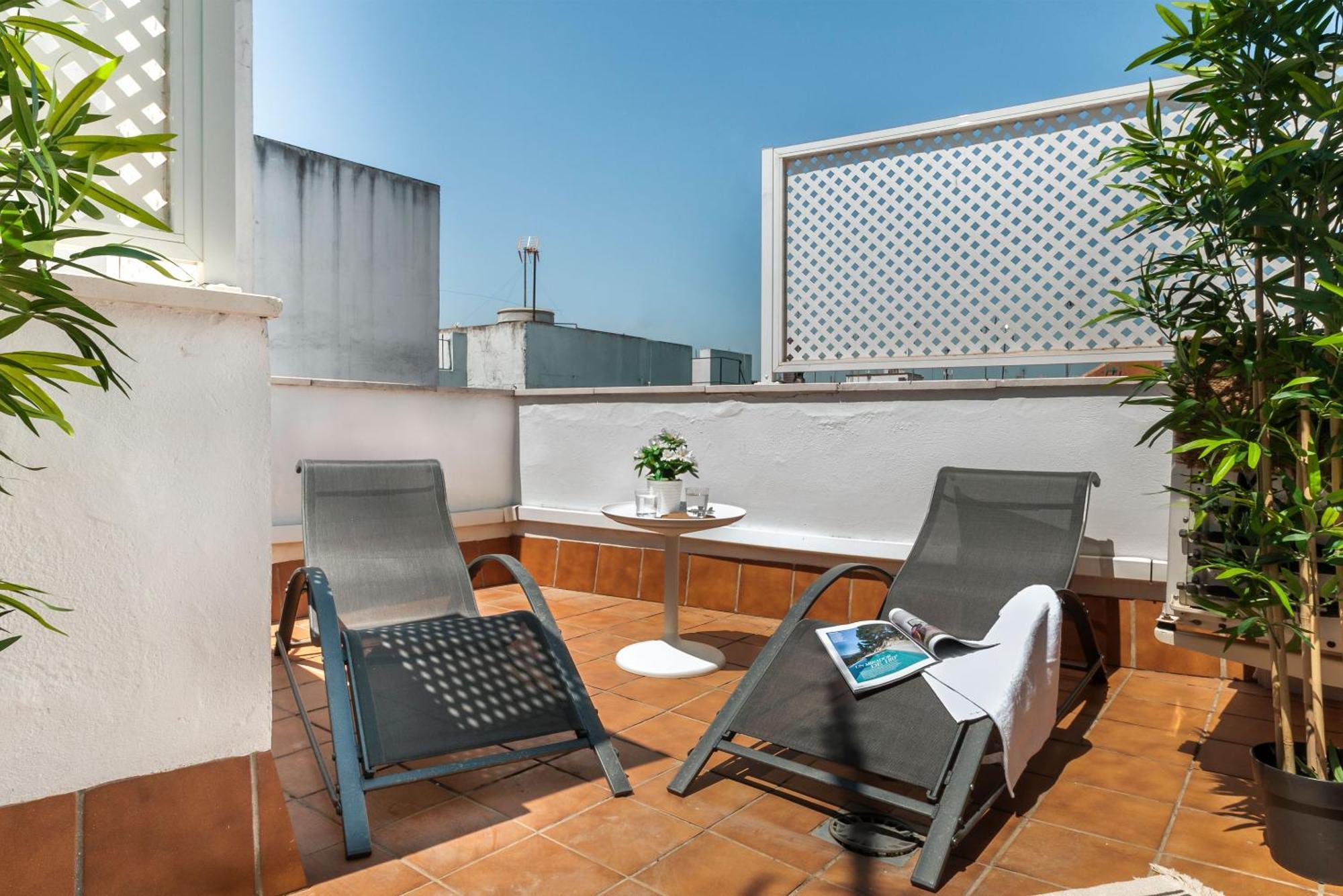 Genteel Don Pelayo Apartment Seville