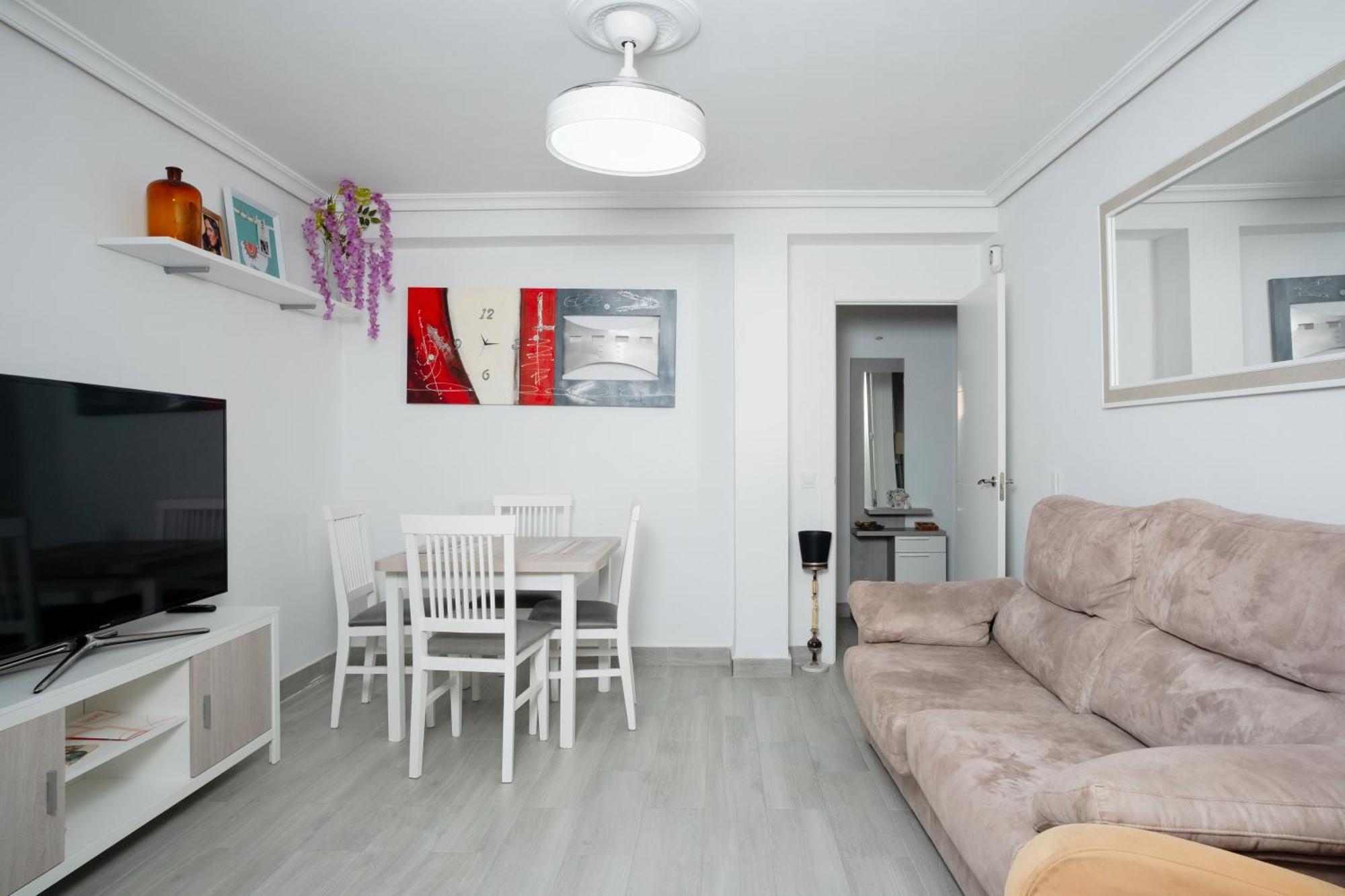 Holiday home Piso En La Oliva Bien Comunicado Seville
