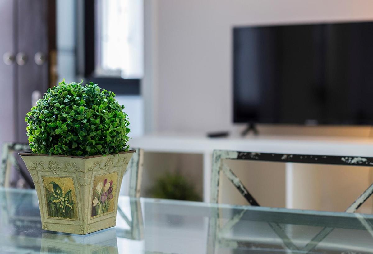 Jdc1c - Beautiful In Apartment