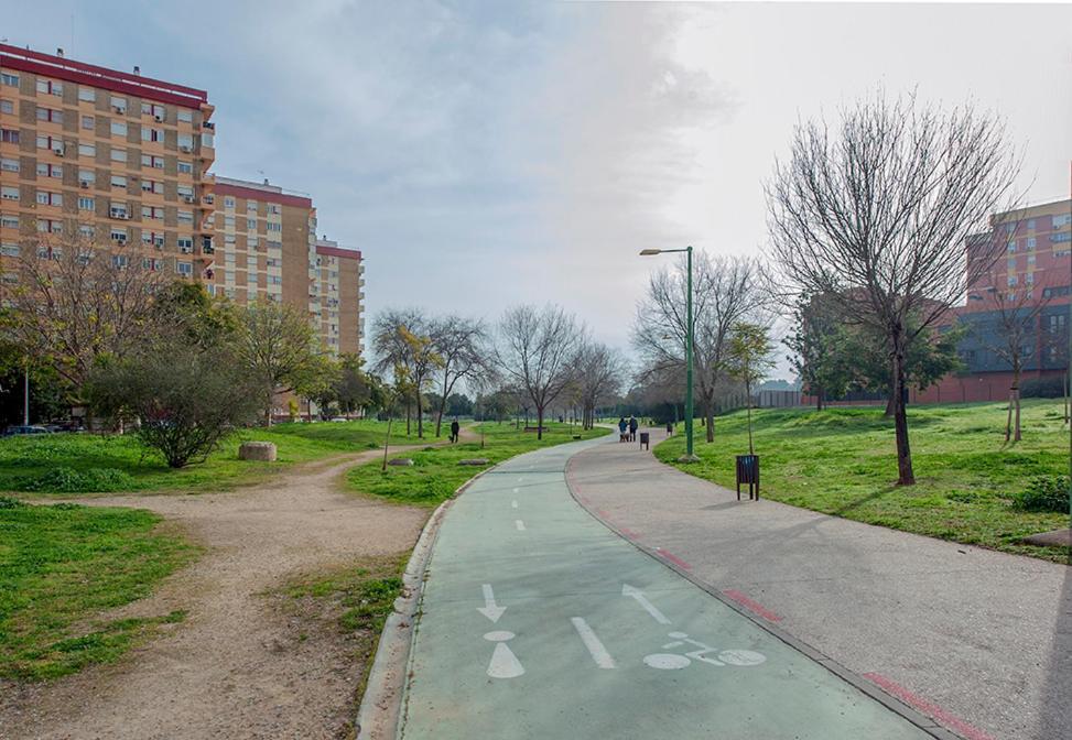 J&n La Palmera 1 *