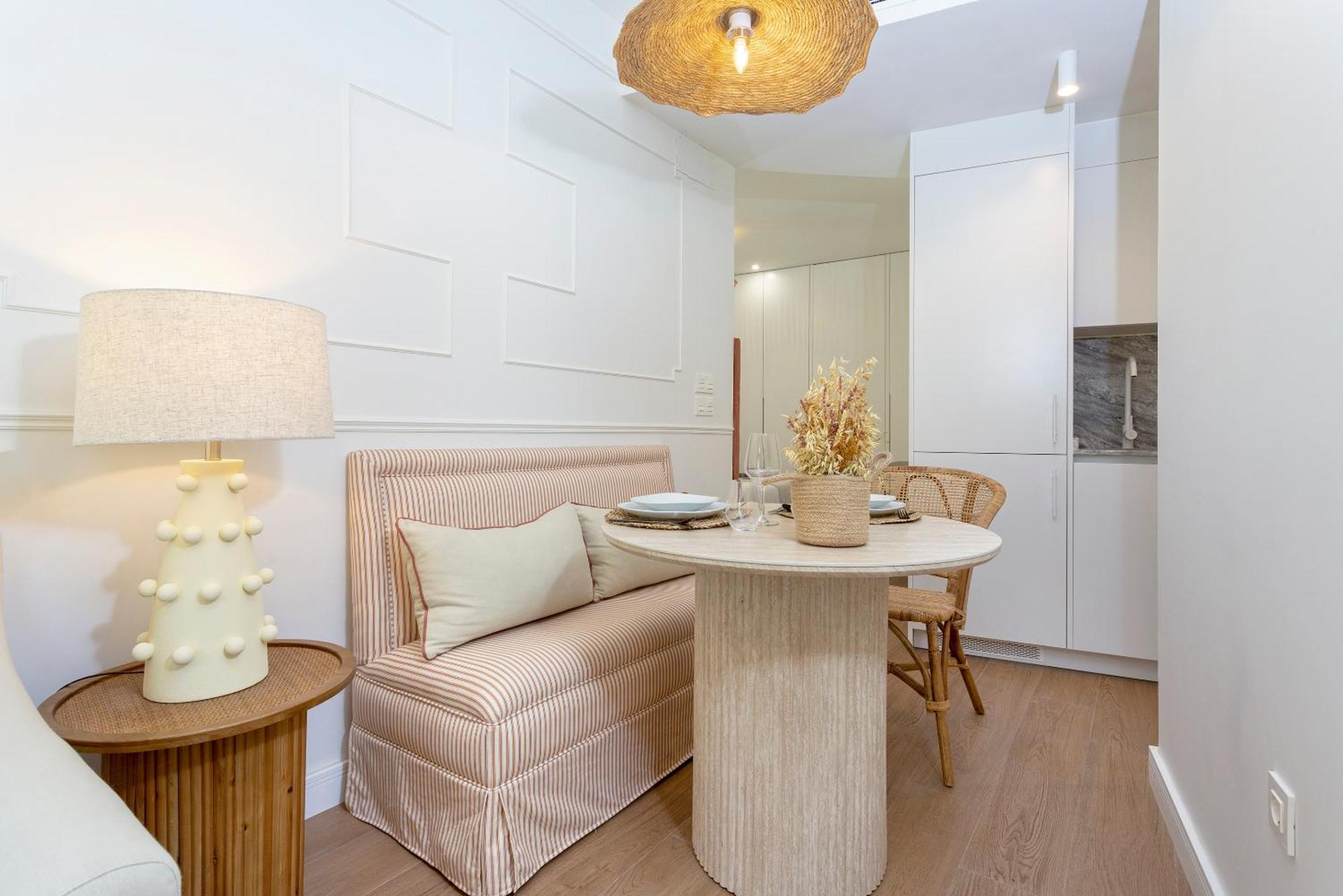 Genteel Gamazo Apartment