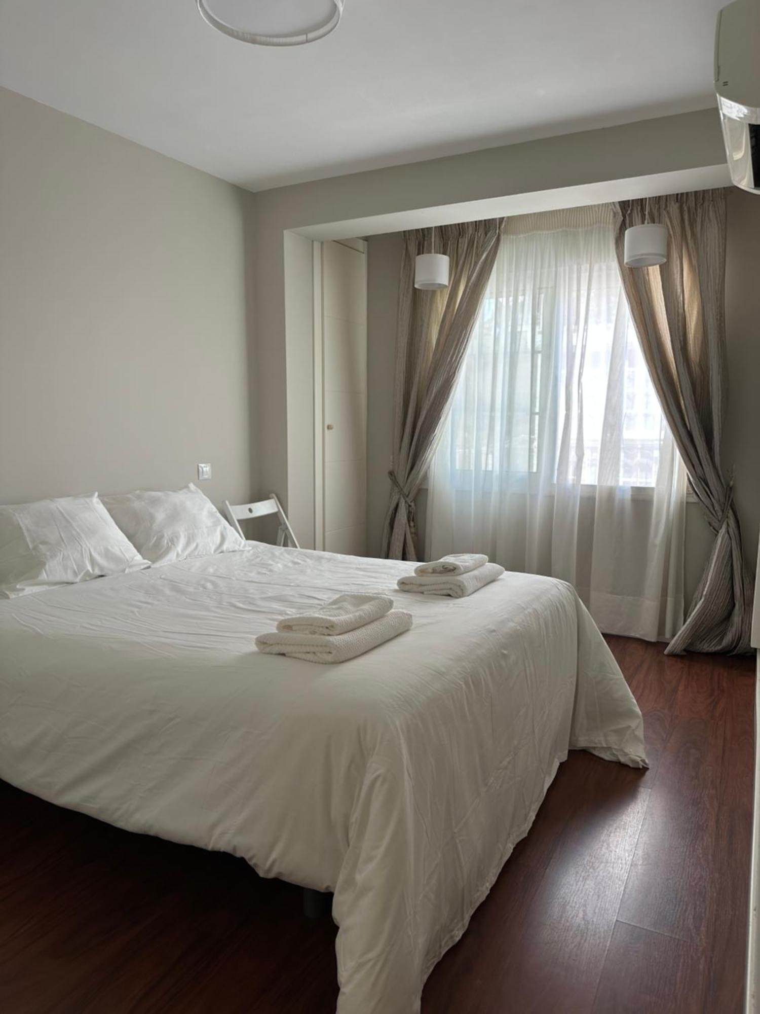 Apartment Night In Castilla Balcony Seville