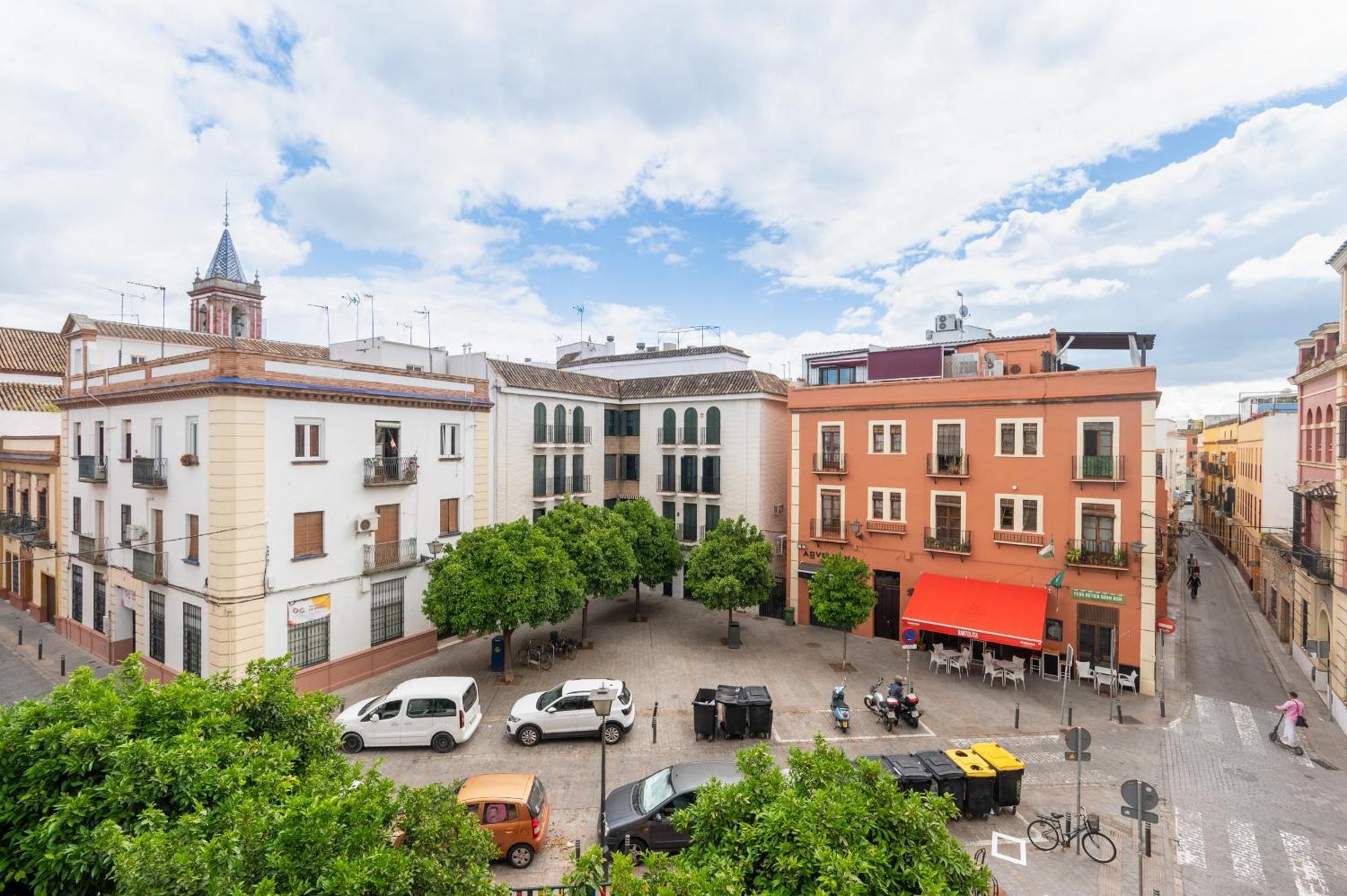 San Julian * Seville