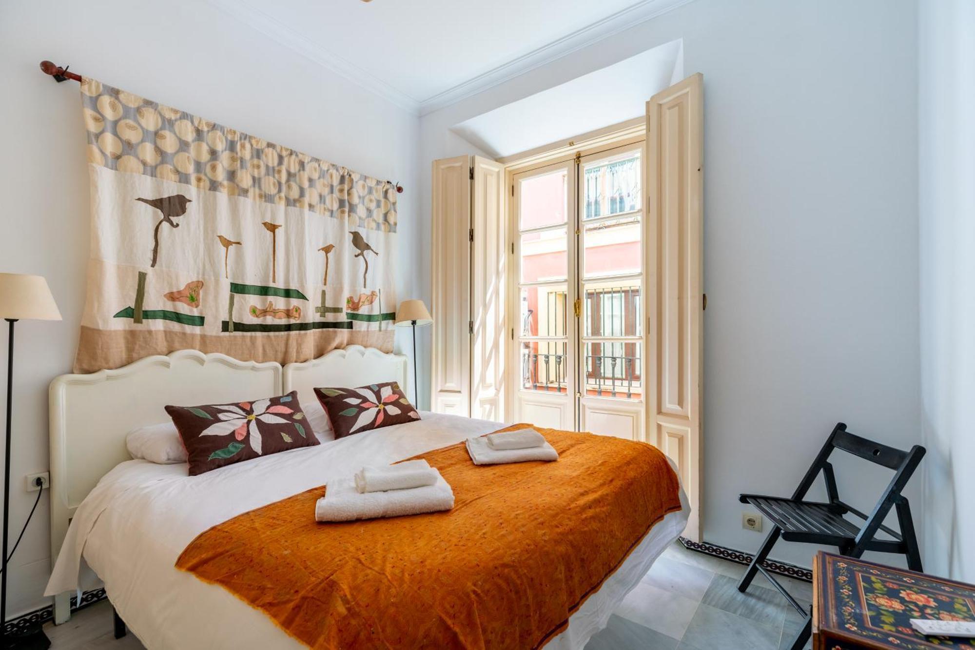 Cathedral Penthouse- Big Private Terrace- Parking *