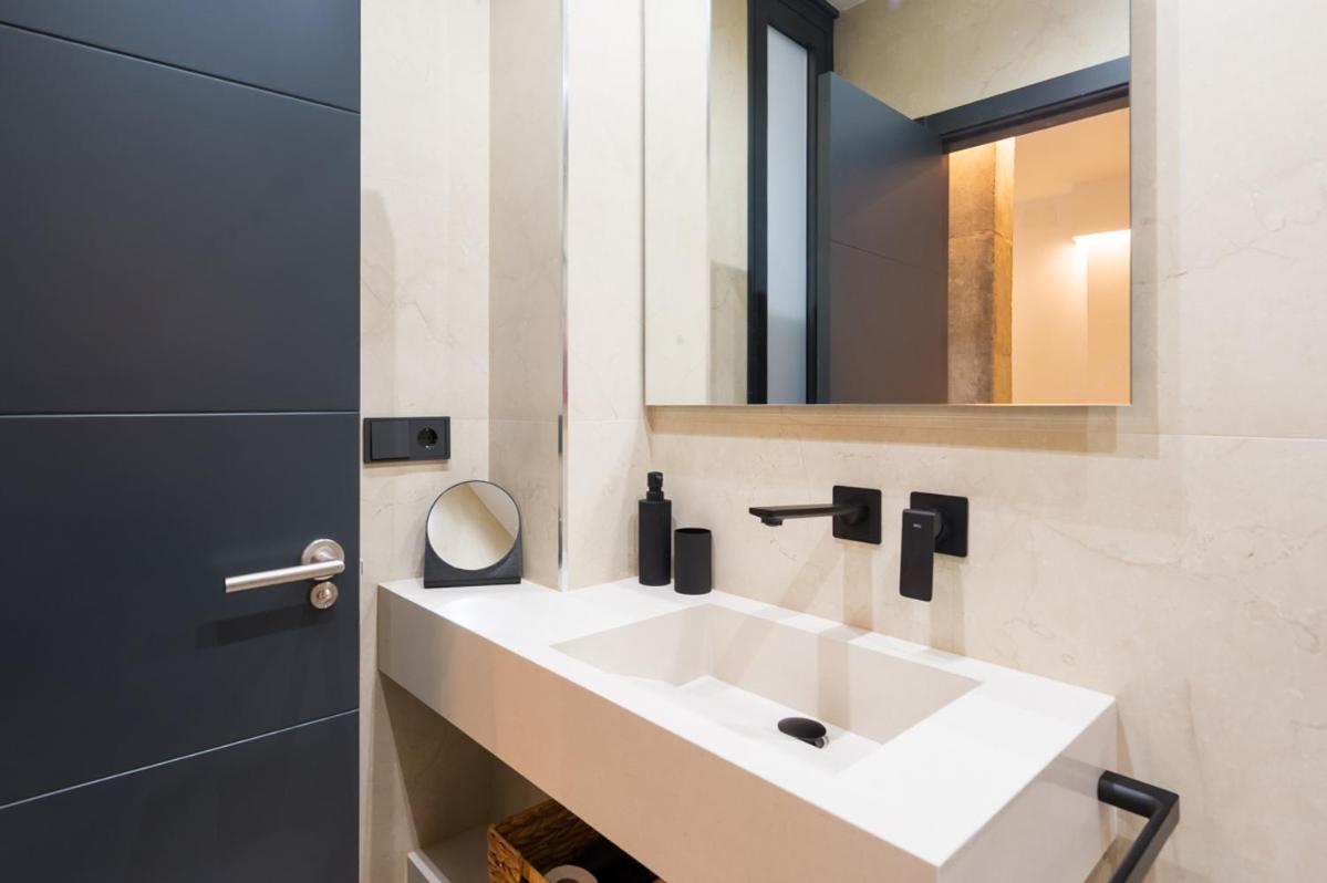 New Design - Artemisa Apartment Seville