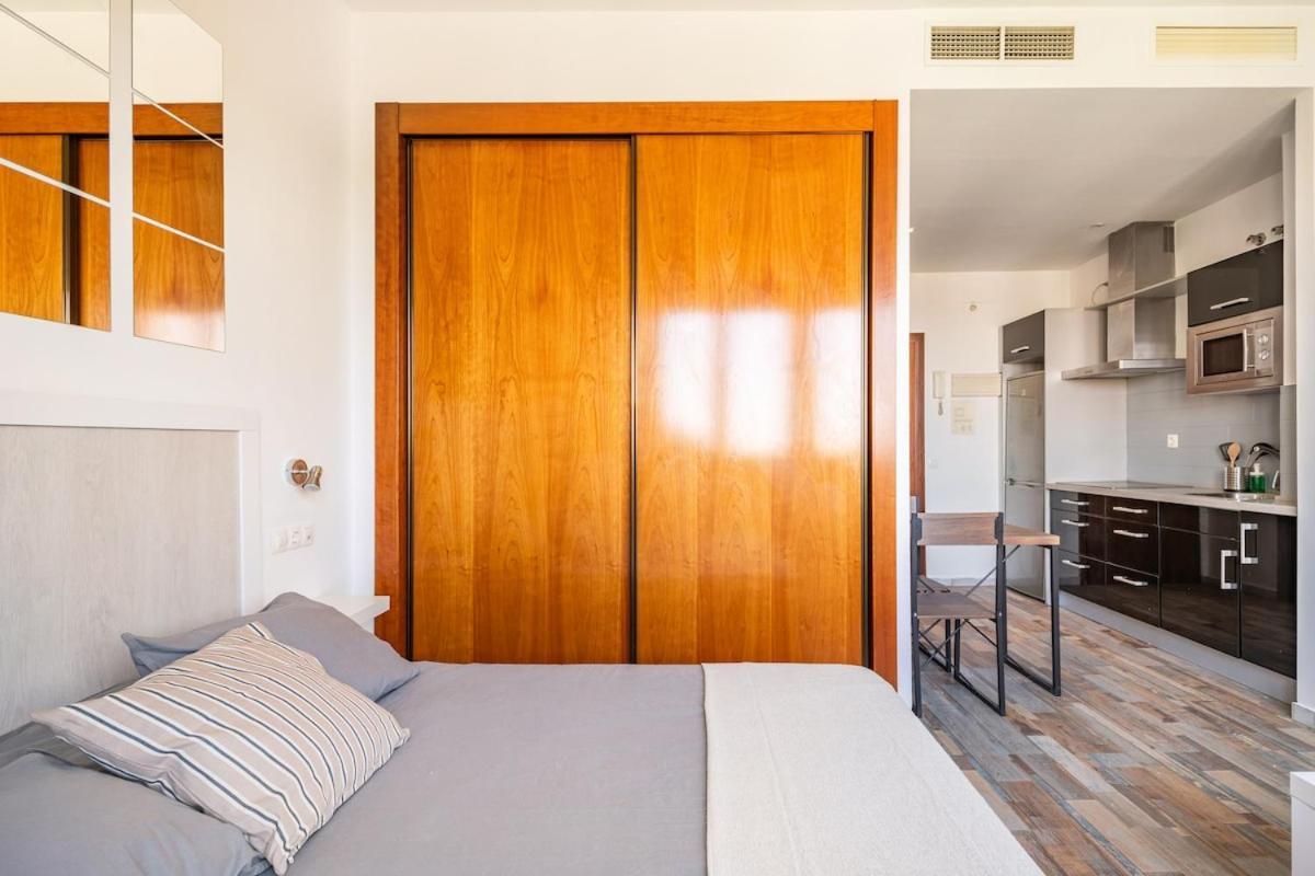 Loft Con Parking Gratis Frente Palacio Congresos Apartment *