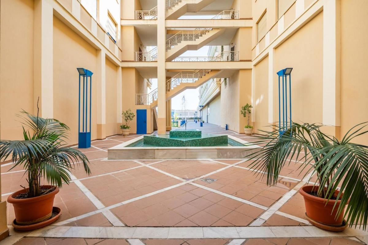 Loft Con Parking Gratis Frente Palacio Congresos Apartment