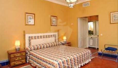 Cortijo Aguila Real Hotel 4*