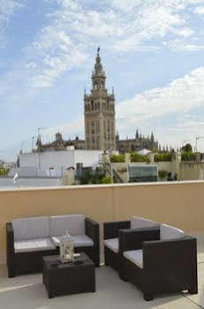 Q&q Cathedral 3* Seville