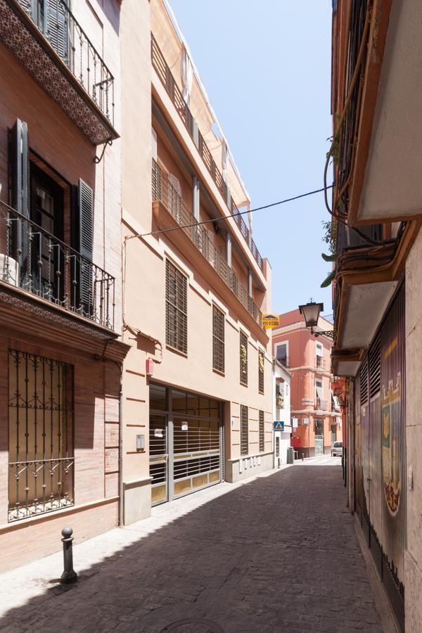 Aparbel Encarnacion - Jeronimo Hernandez Apartment