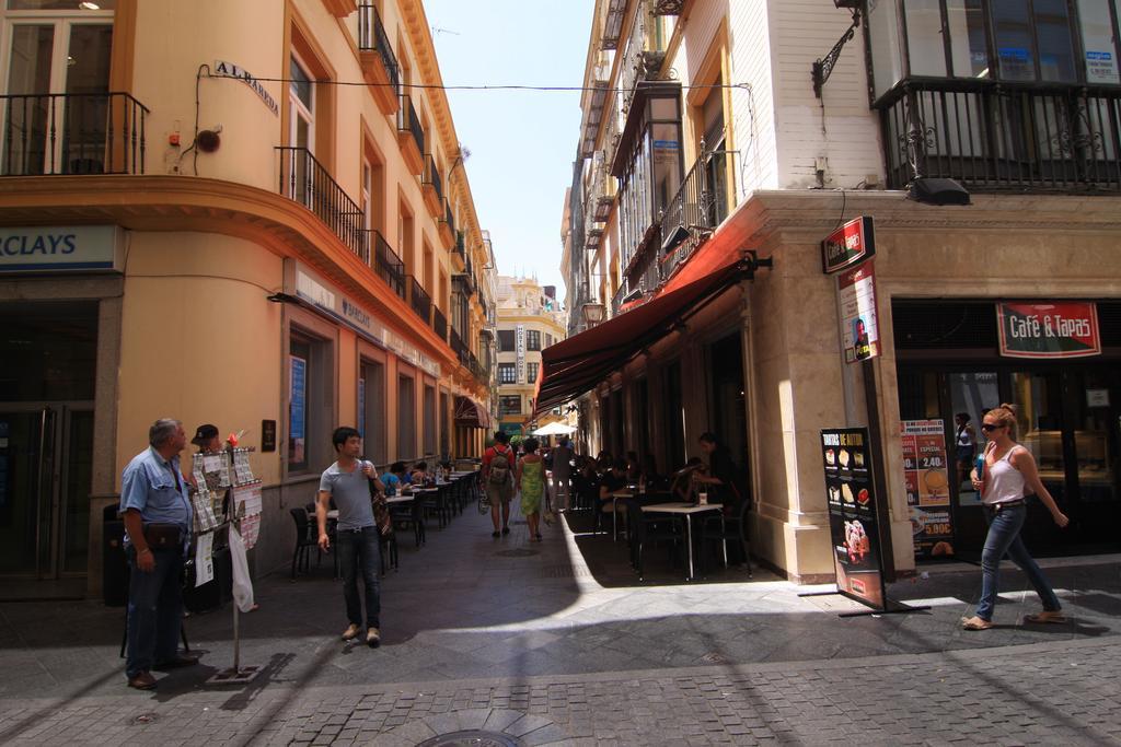 Hotel Plaza 3*