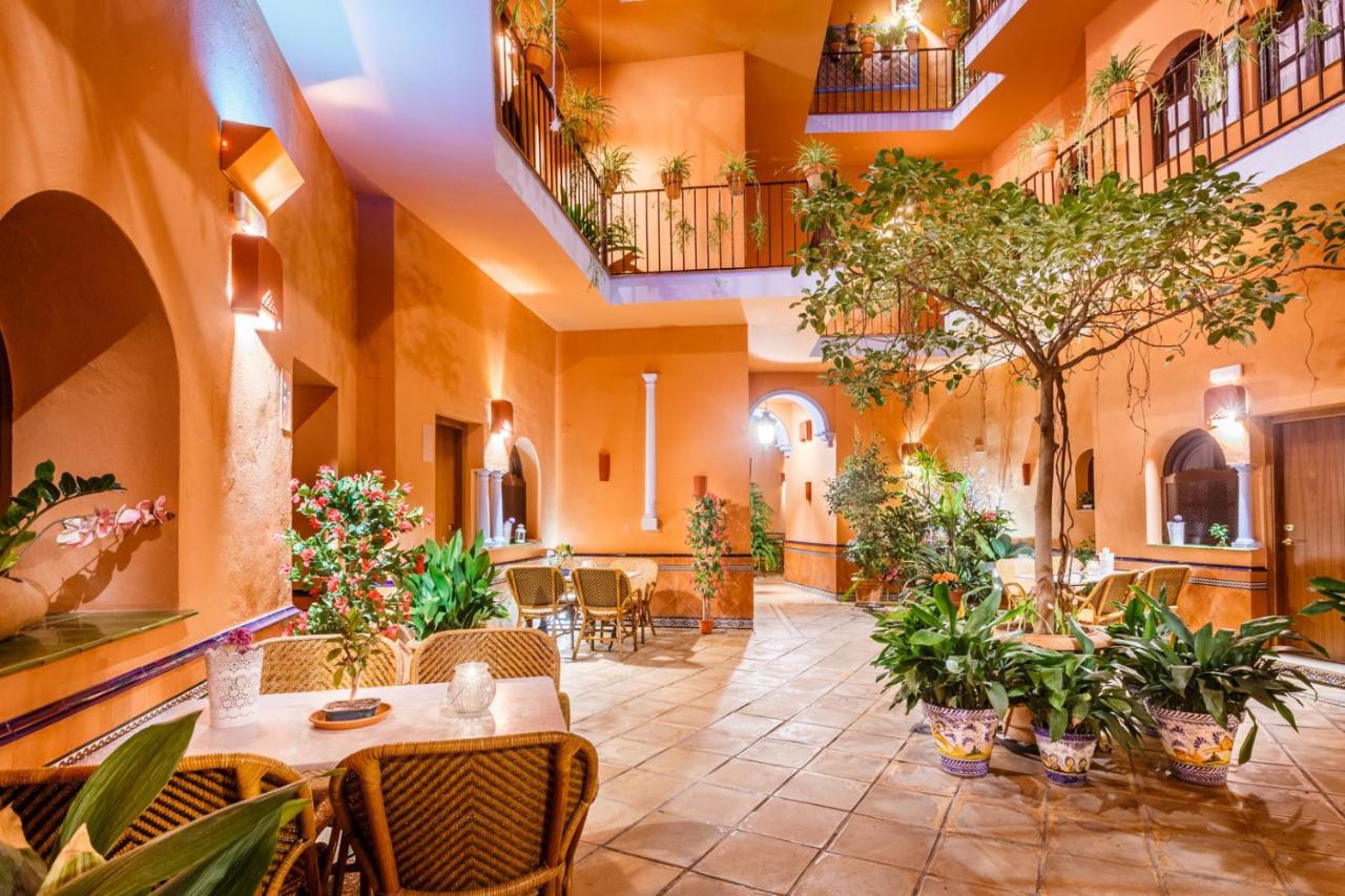 Hotel Patio De La Alameda