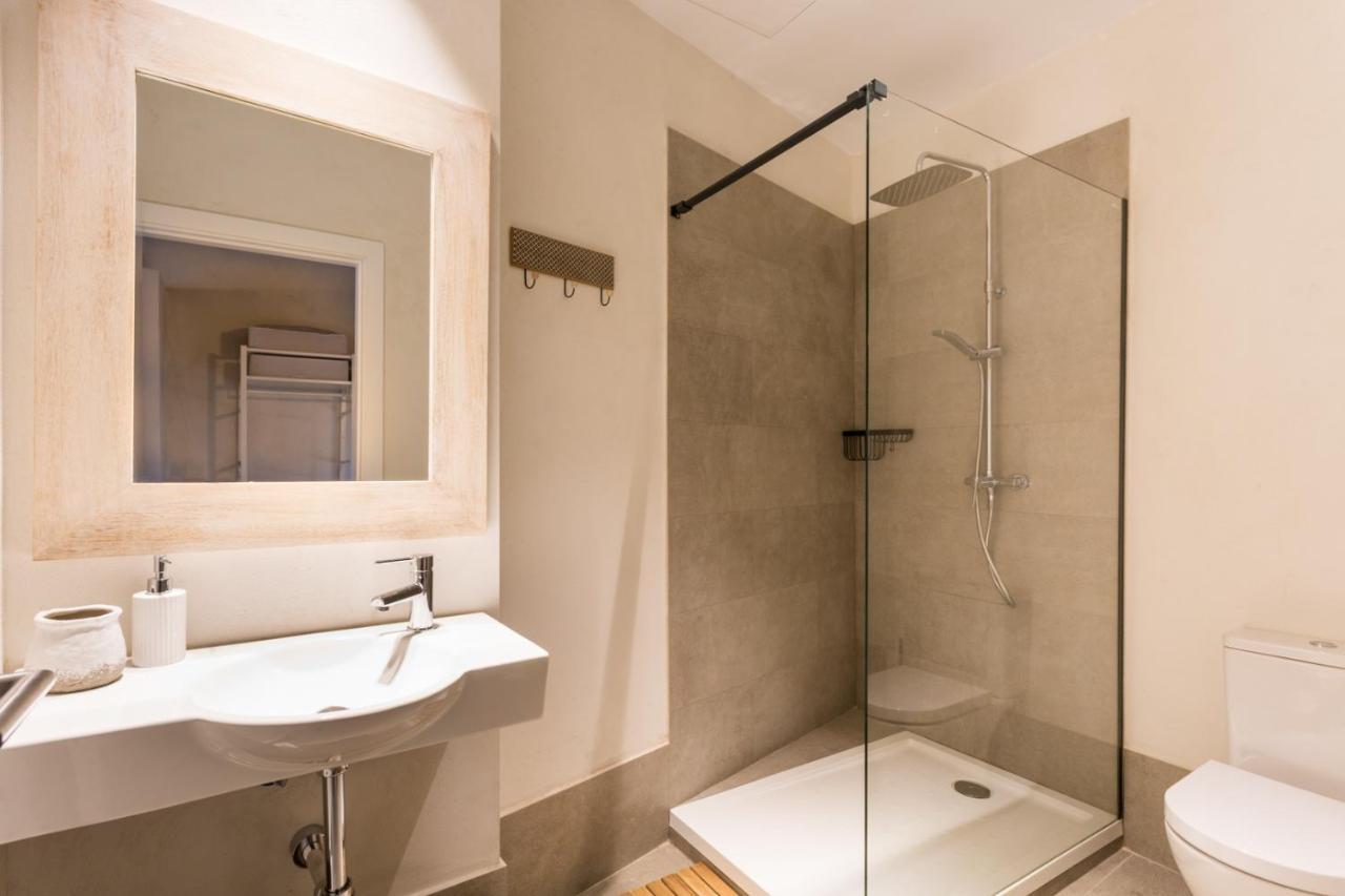 Oak & Sandstone - Space Maison Apartment Seville