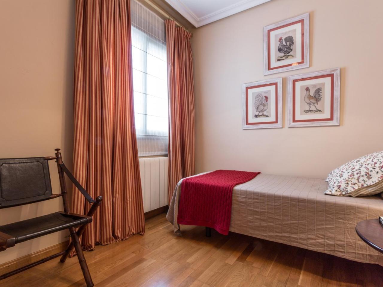 Apartment Prado De San Sebastian Seville
