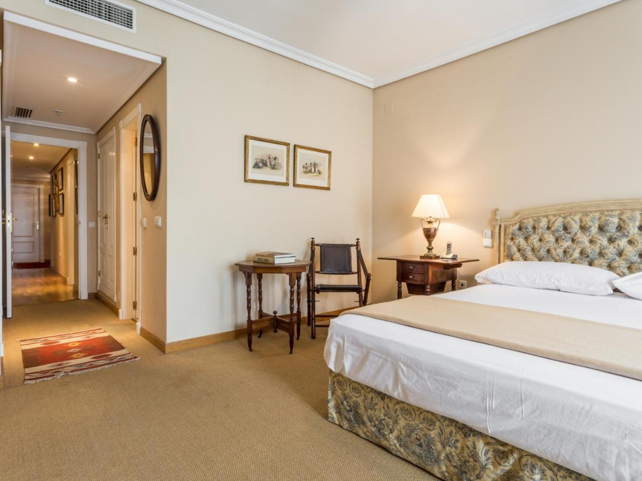 Apartment Prado De San Sebastian Seville