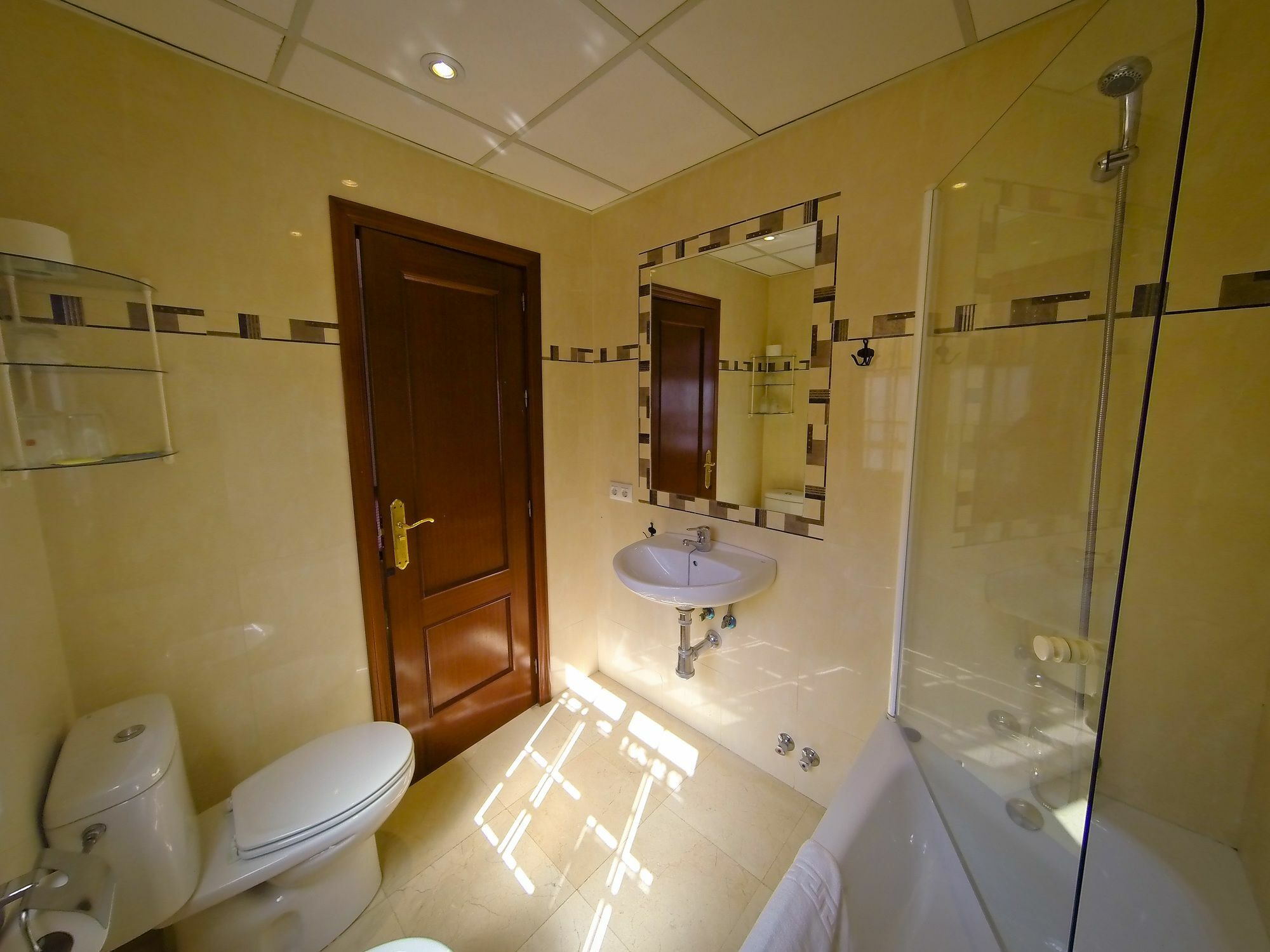 Guest house La Muralla Seville