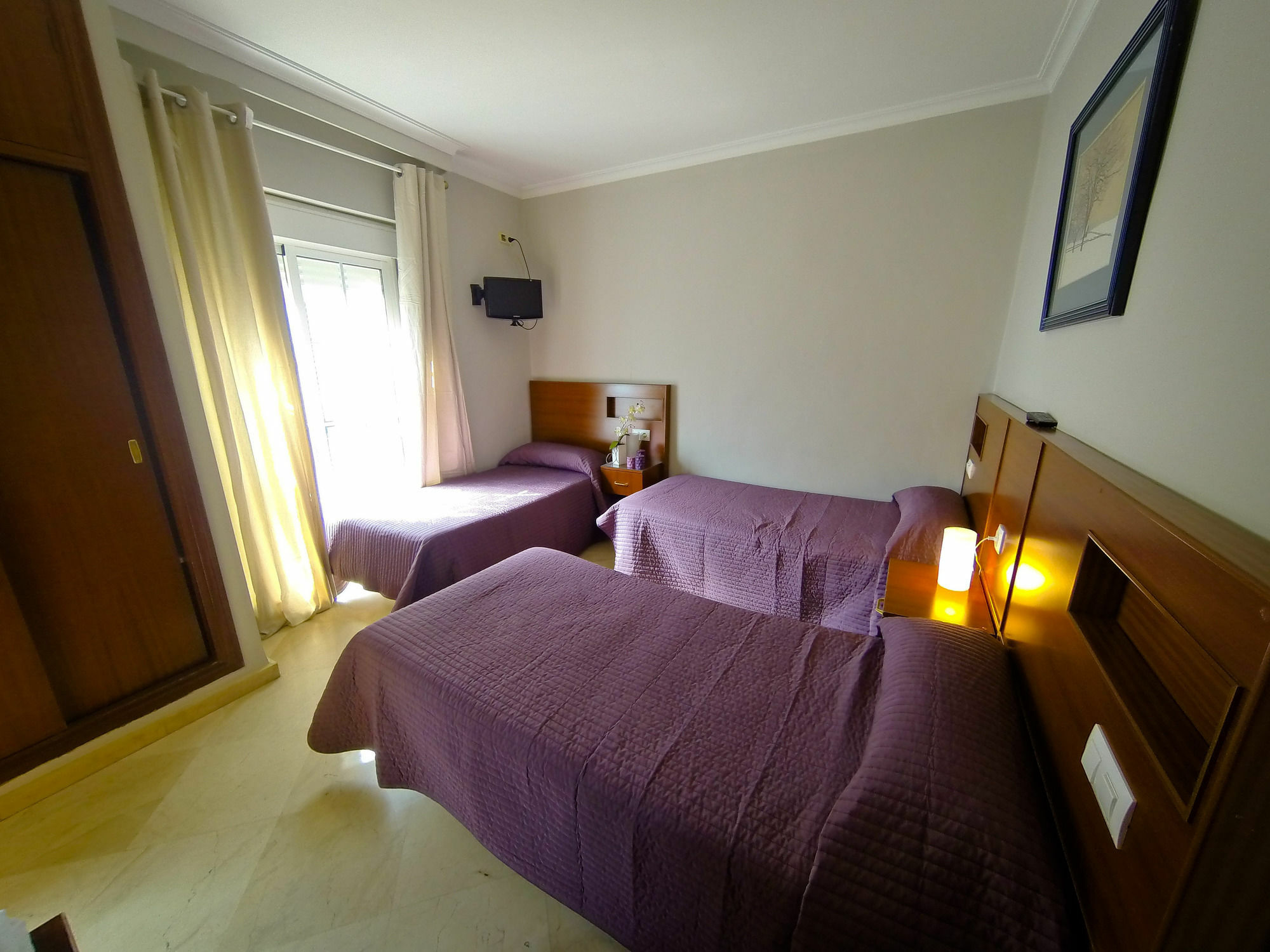 La Muralla Guest house *