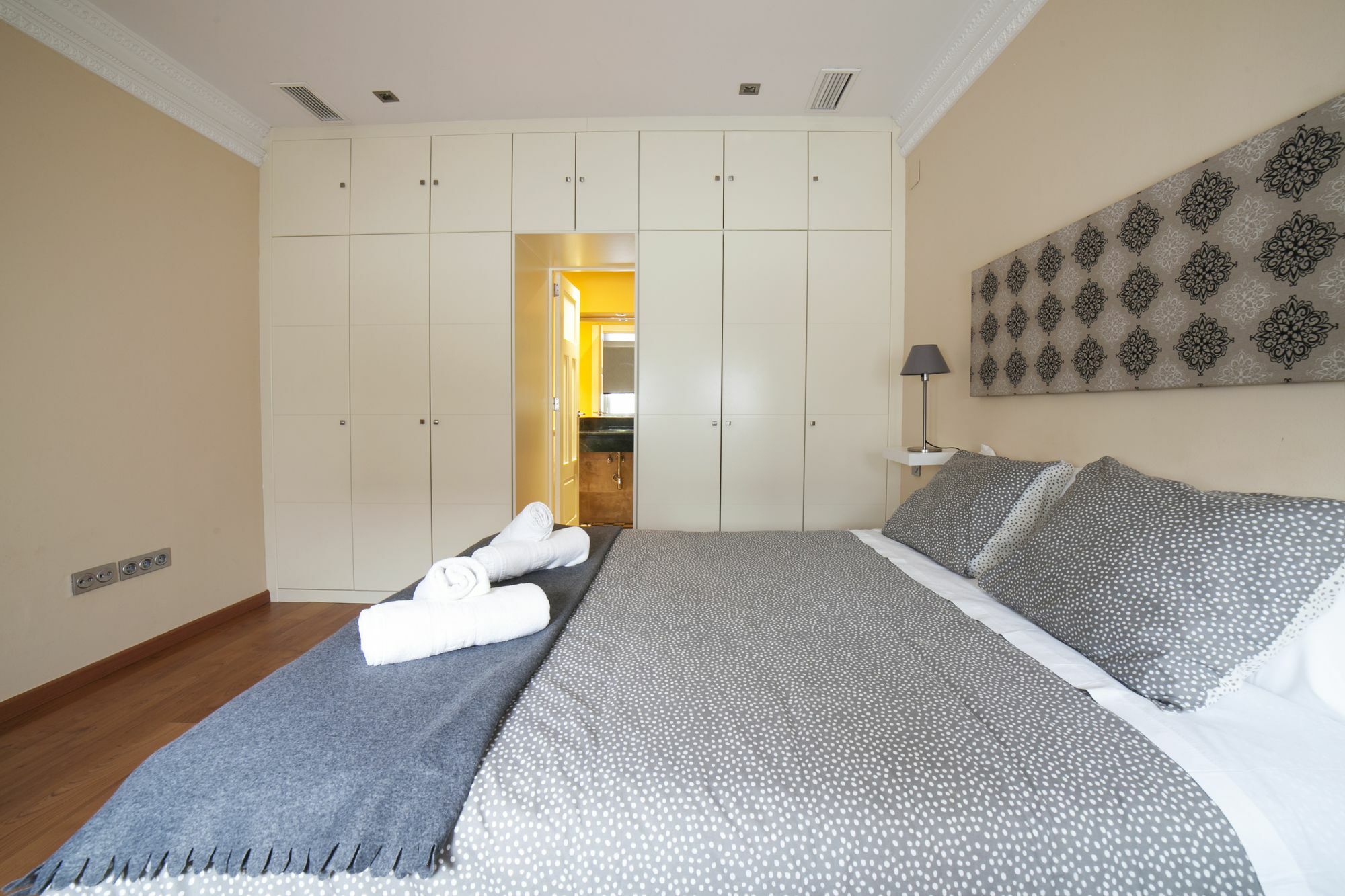 Alohamundi Quevedo Apartment Seville