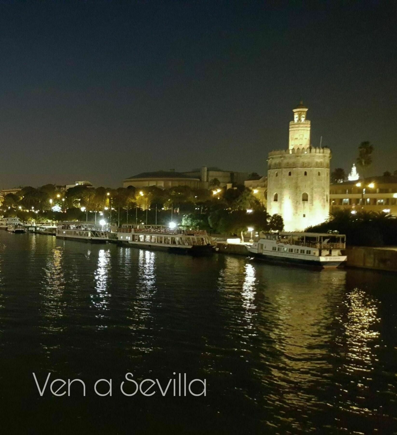 With 2 Bedrooms In Sevilla, With Wifi Apartment