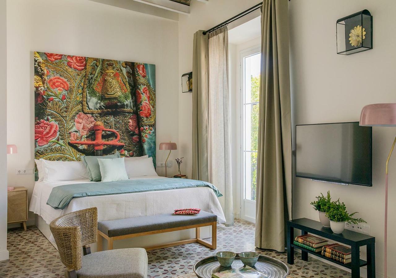 Santa Paula Pool & Luxury Seville