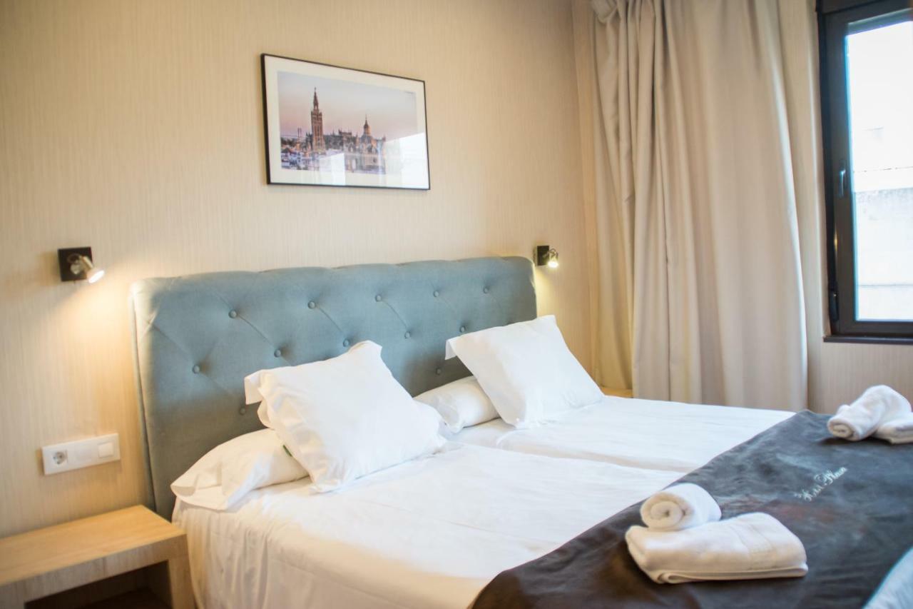 Hotel Plaza Seville