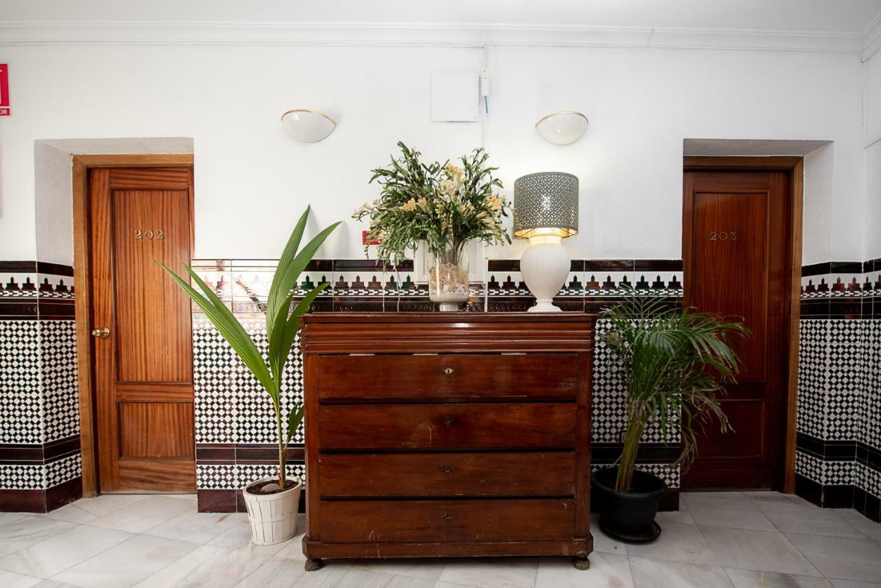 La Muralla Guest house Seville