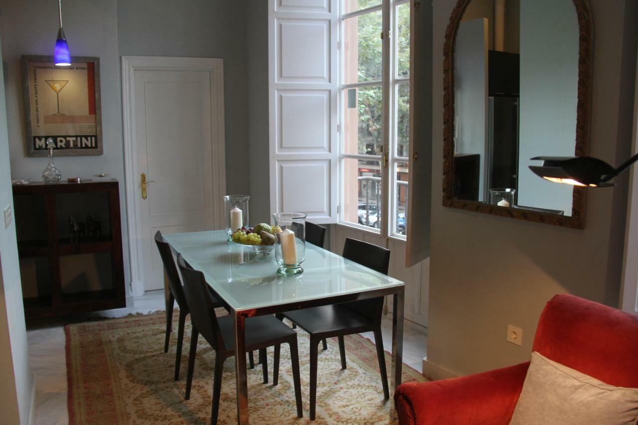 Luxurious 2 Bedroom Flat In A Historic Building Apartment *