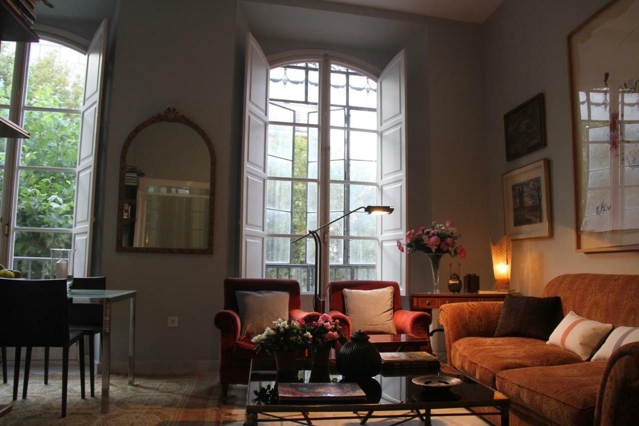 Luxurious 2 Bedroom Flat In A Historic Building Seville