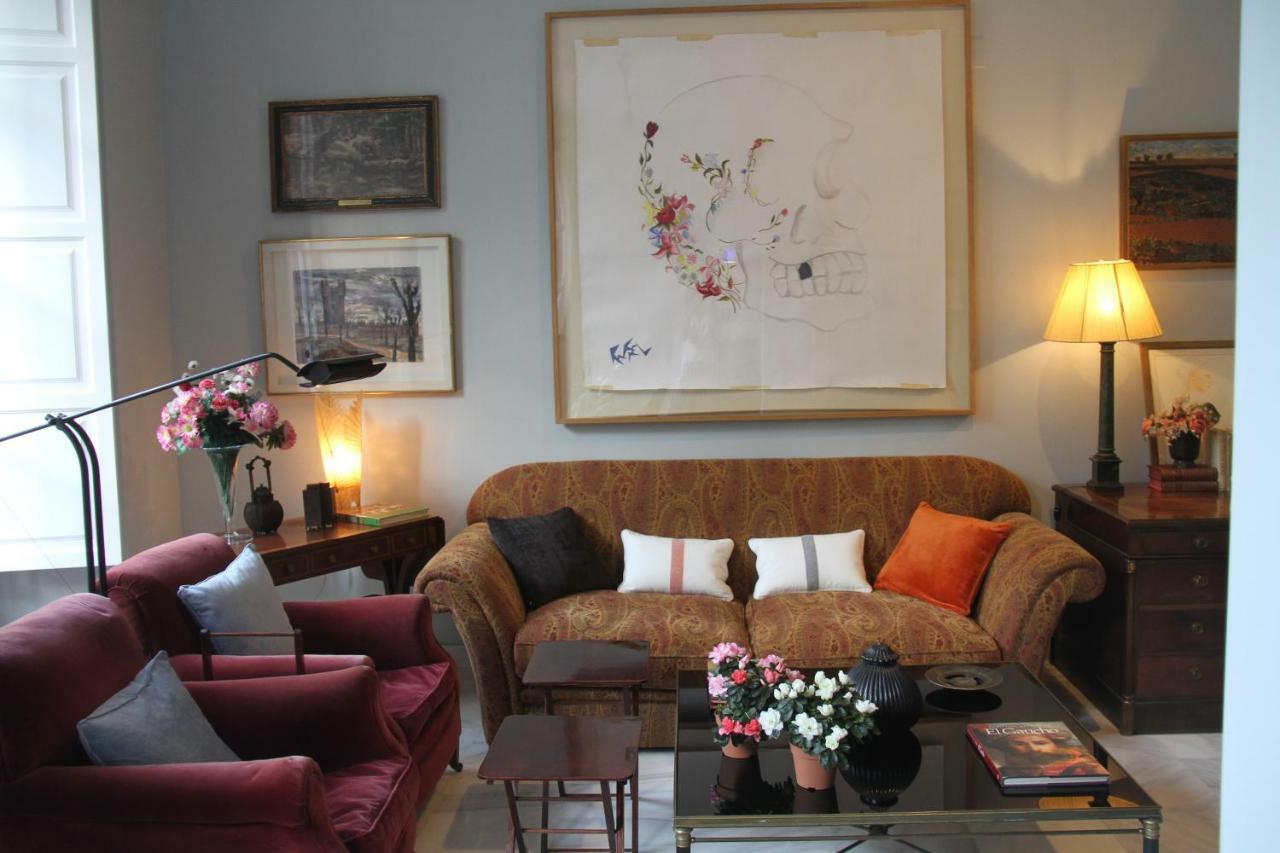 Luxurious 2 Bedroom Flat In A Historic Building * Seville